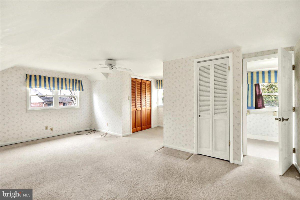 WHITFIELD - Residential