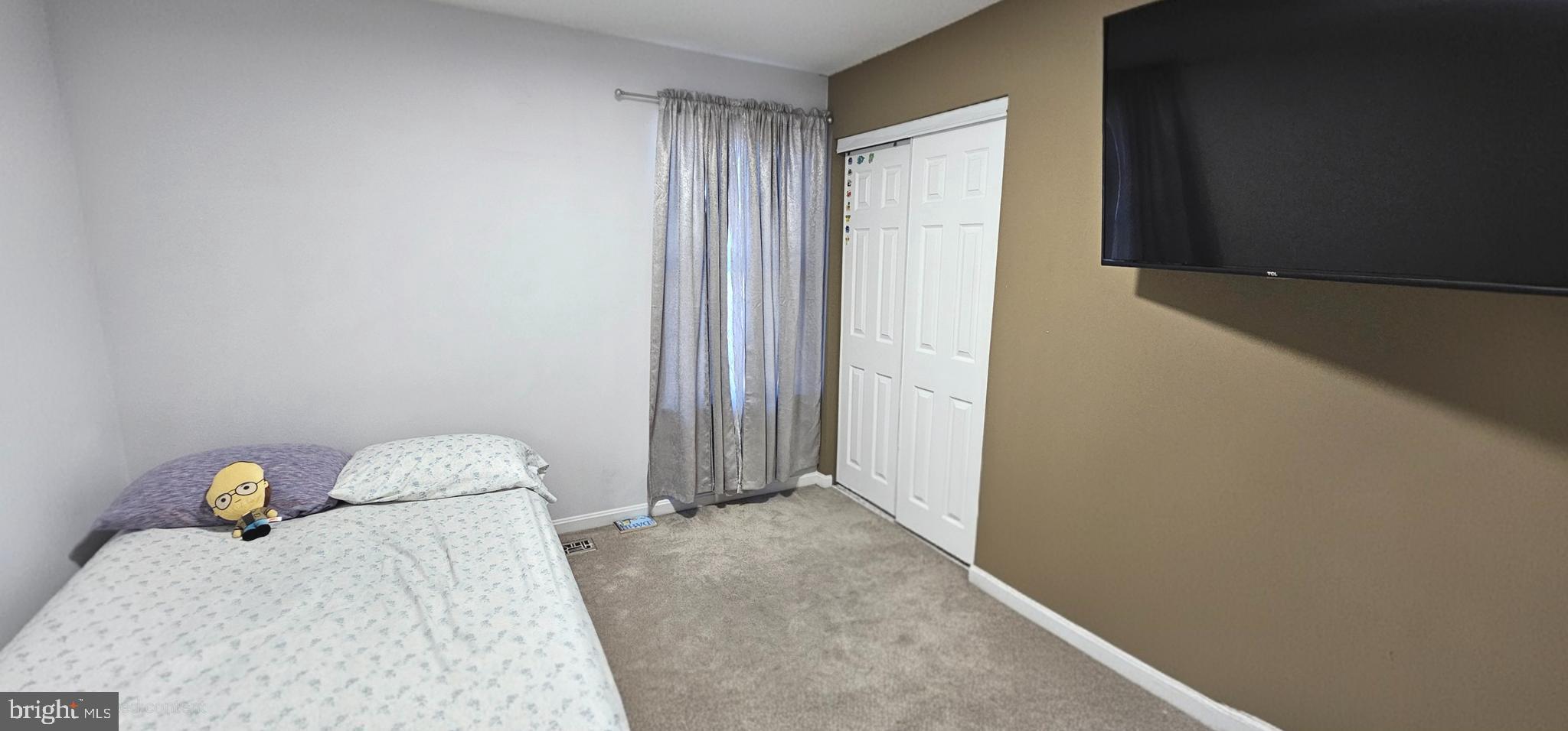 HIGHLAND MEADOWS - Residential