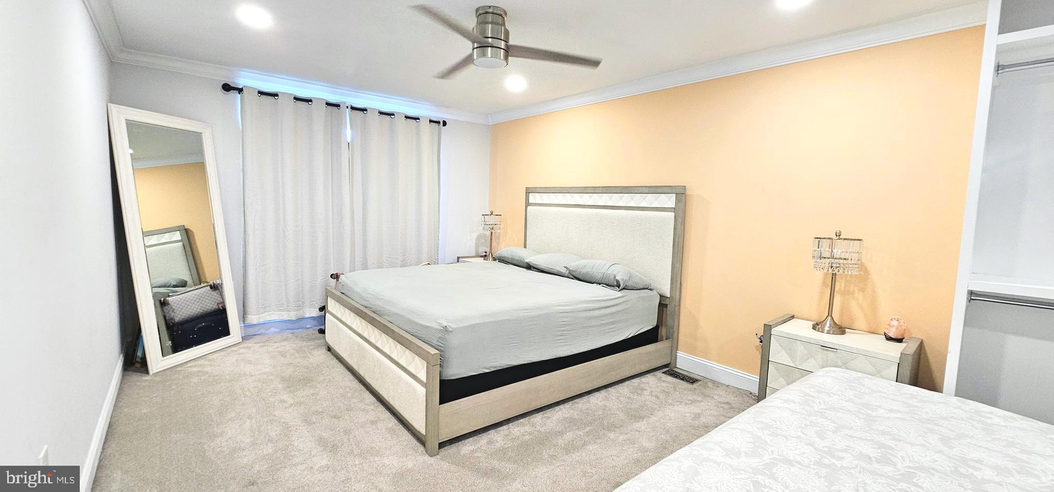 HIGHLAND MEADOWS - Residential