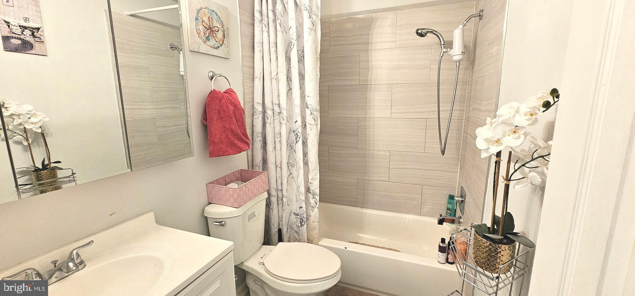 HIGHLAND MEADOWS - Residential