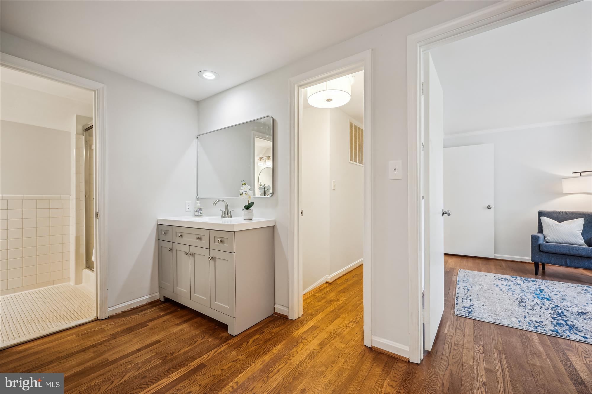 OLD FARM - Residential