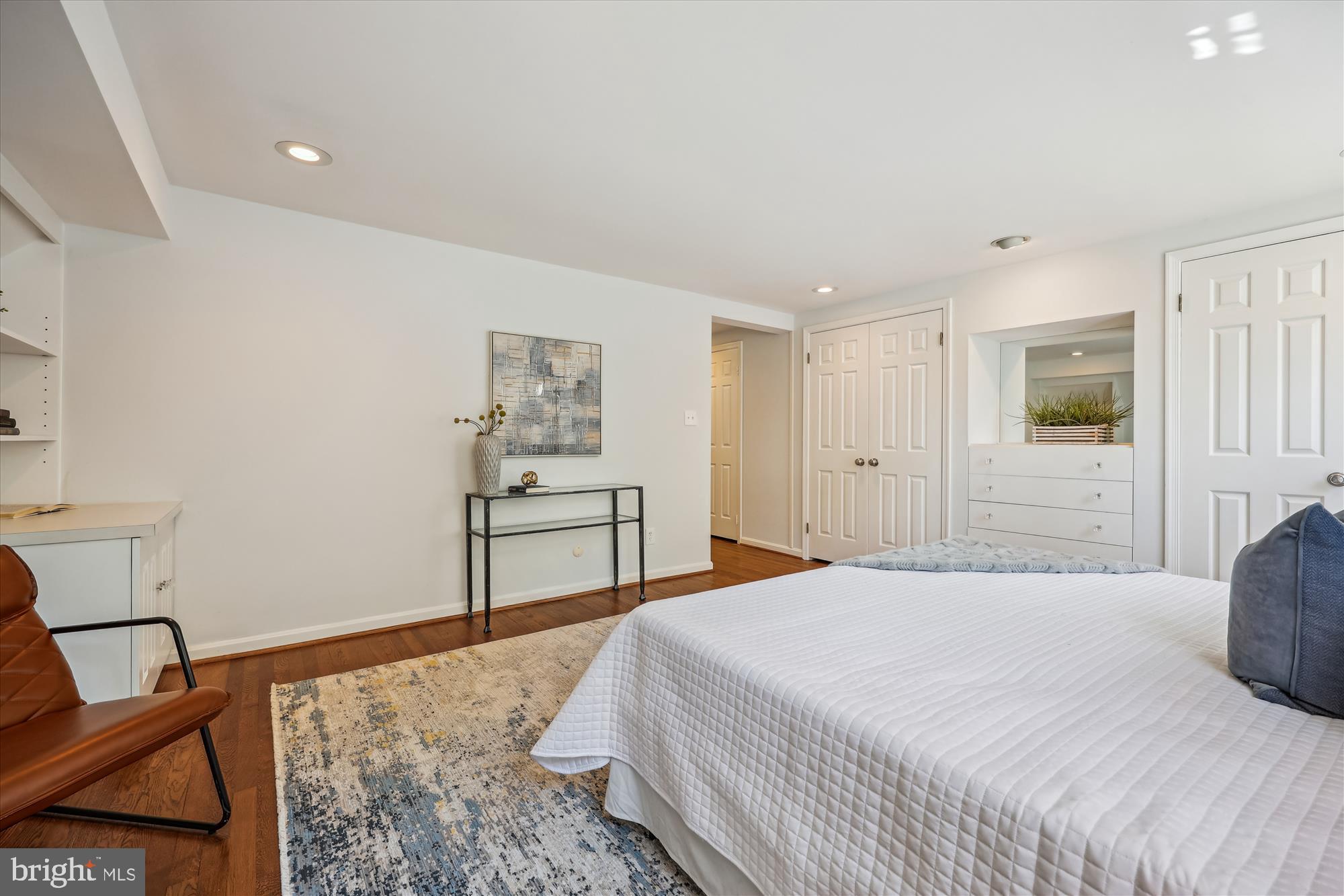 OLD FARM - Residential