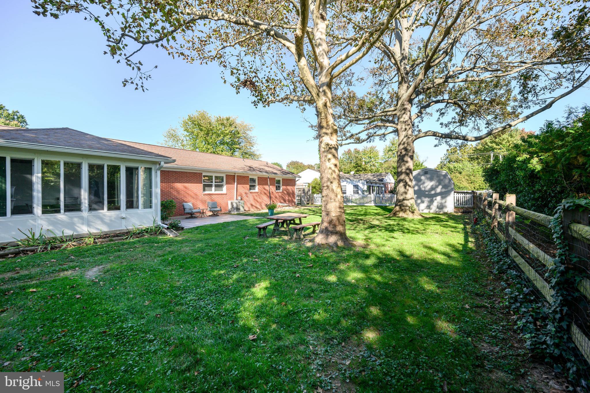 303 E CAMPUS AVENUE