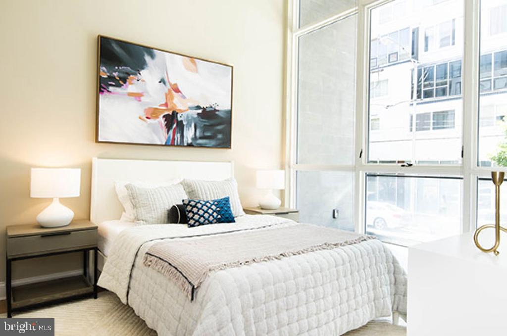 LOGAN SQUARE - Residential Lease