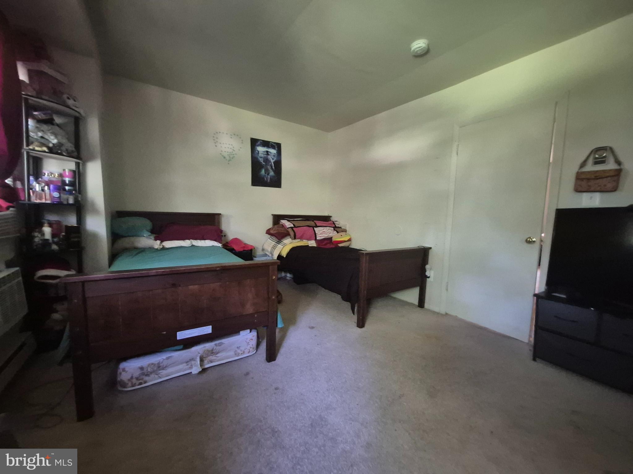 OAKLAND MILLS - Residential Lease