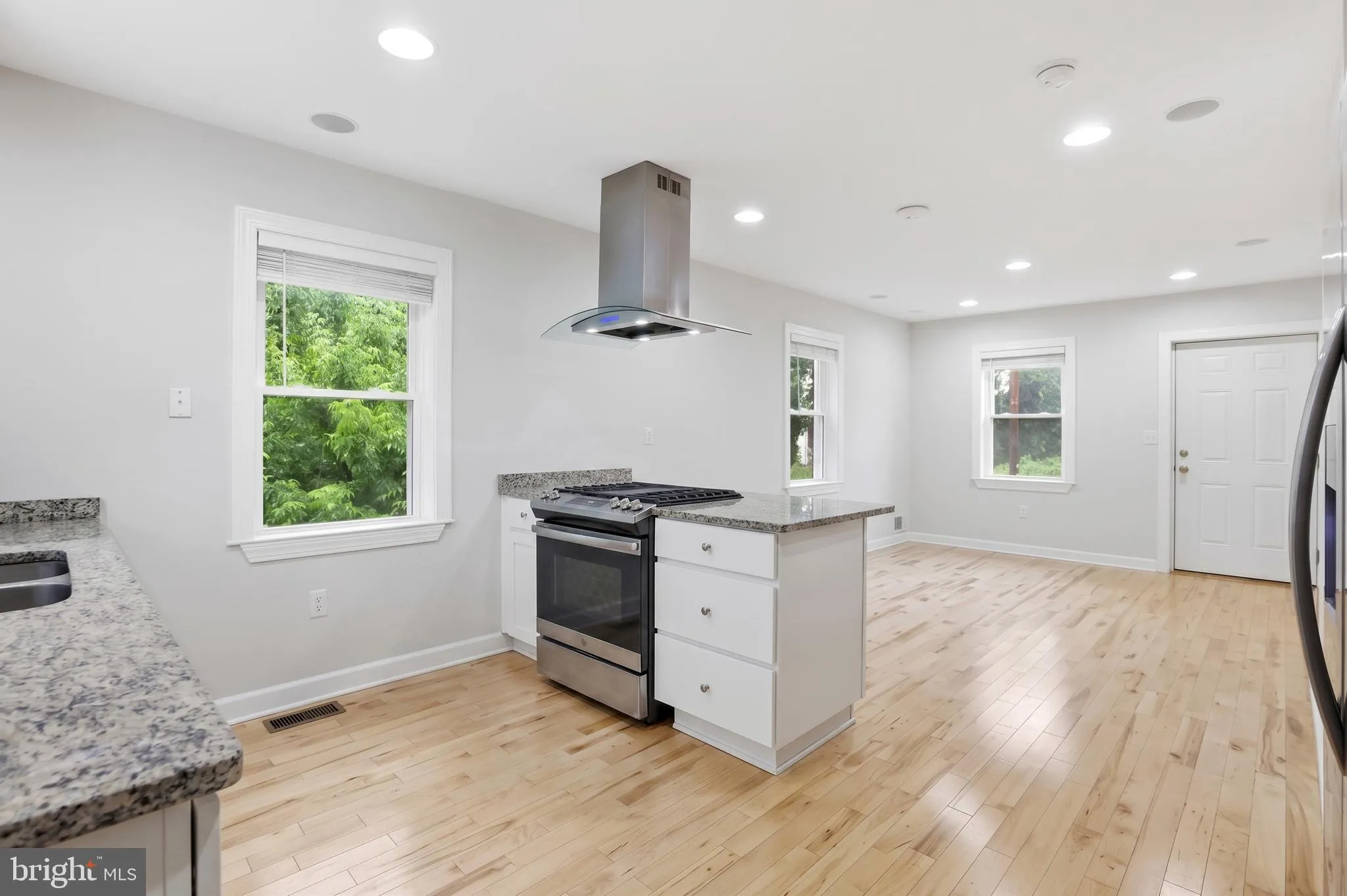 Additional image 52 of 3101 E Street SE, Washington, DC 20019