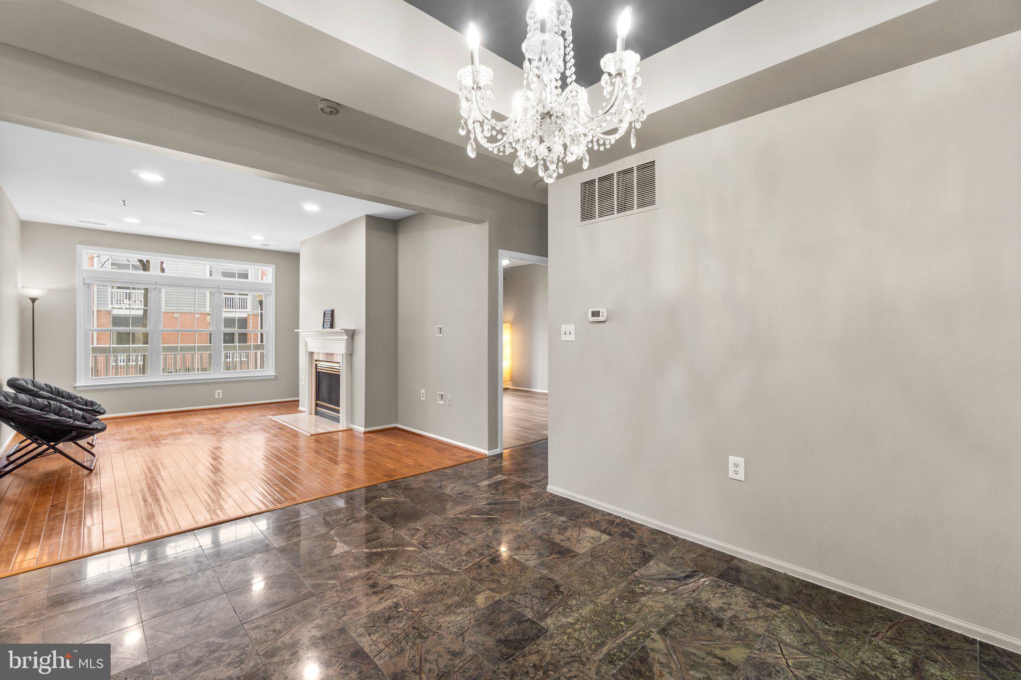 SPRING MILL - Residential Lease