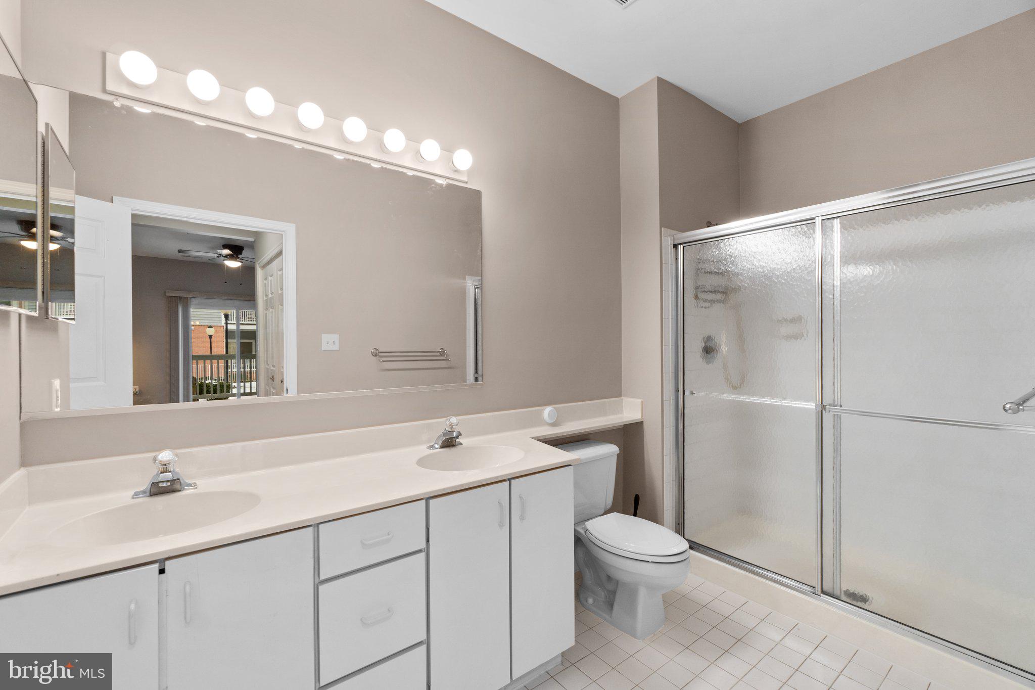 SPRING MILL - Residential Lease