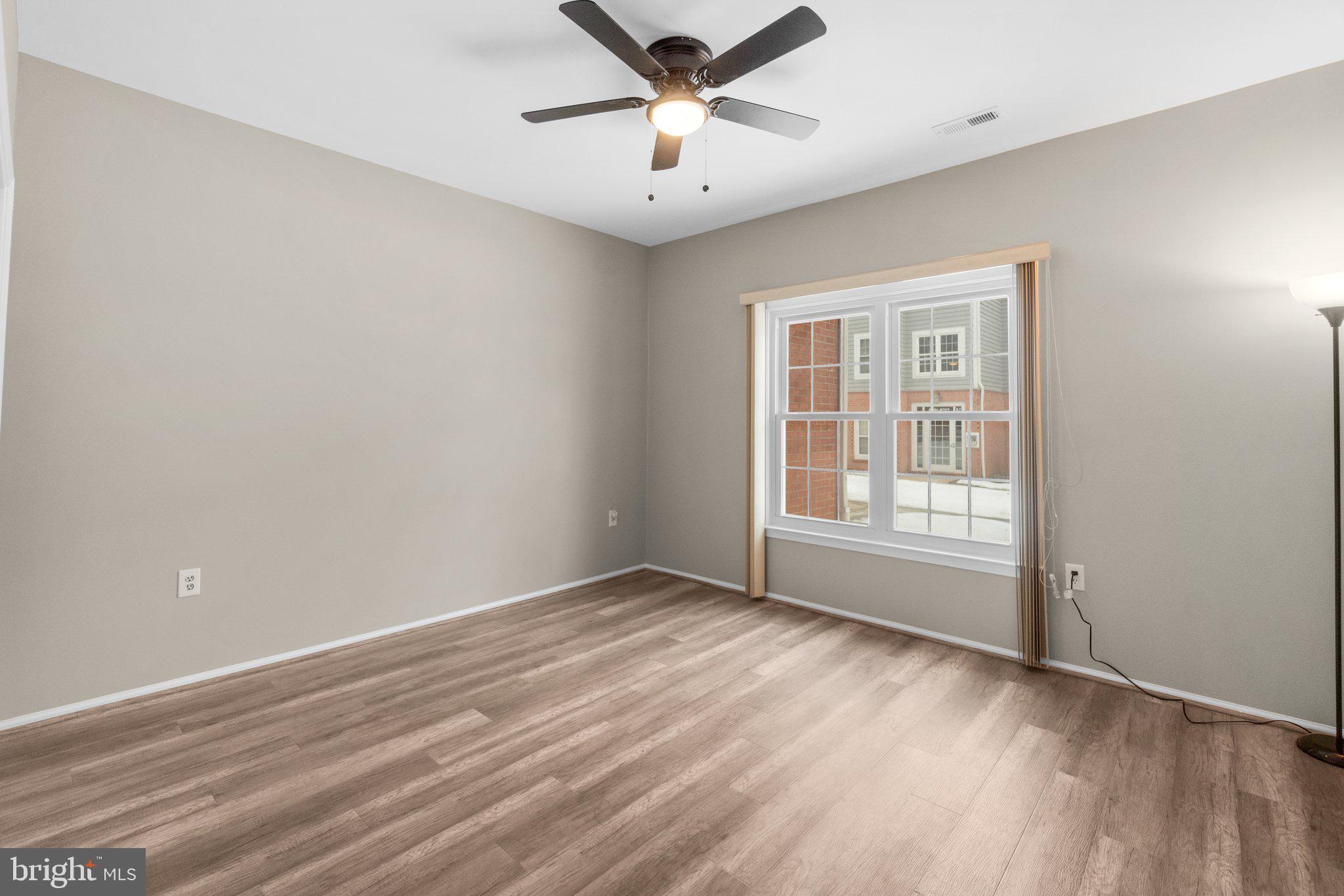 SPRING MILL - Residential Lease