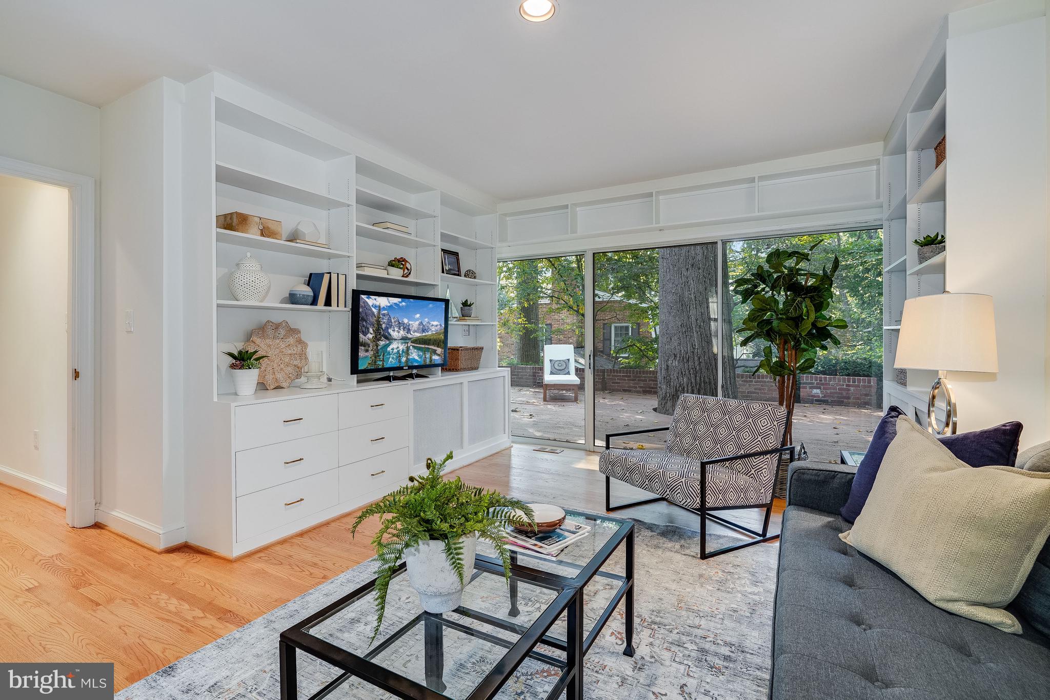 WESTMORELAND HILLS - Residential