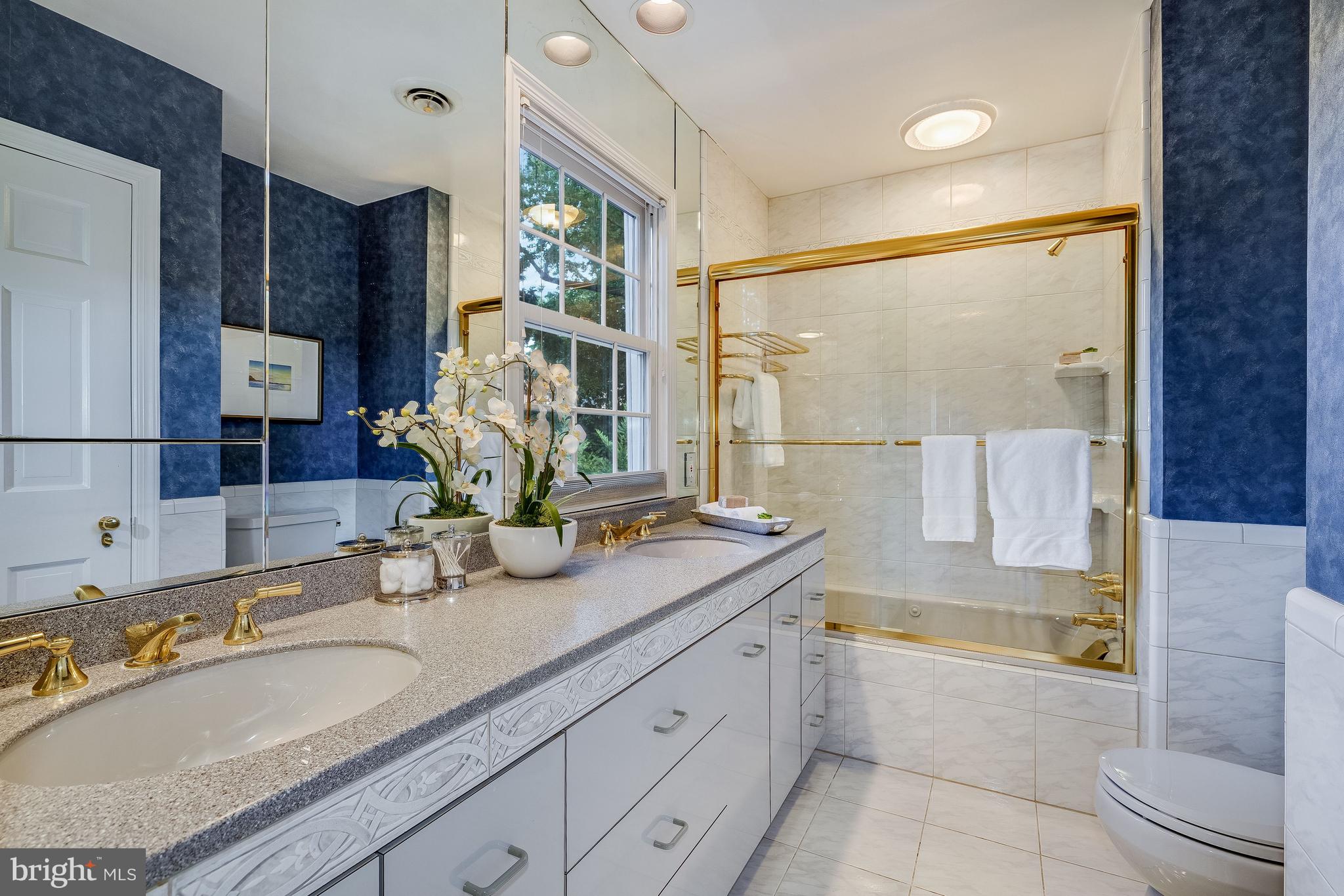 WESTMORELAND HILLS - Residential