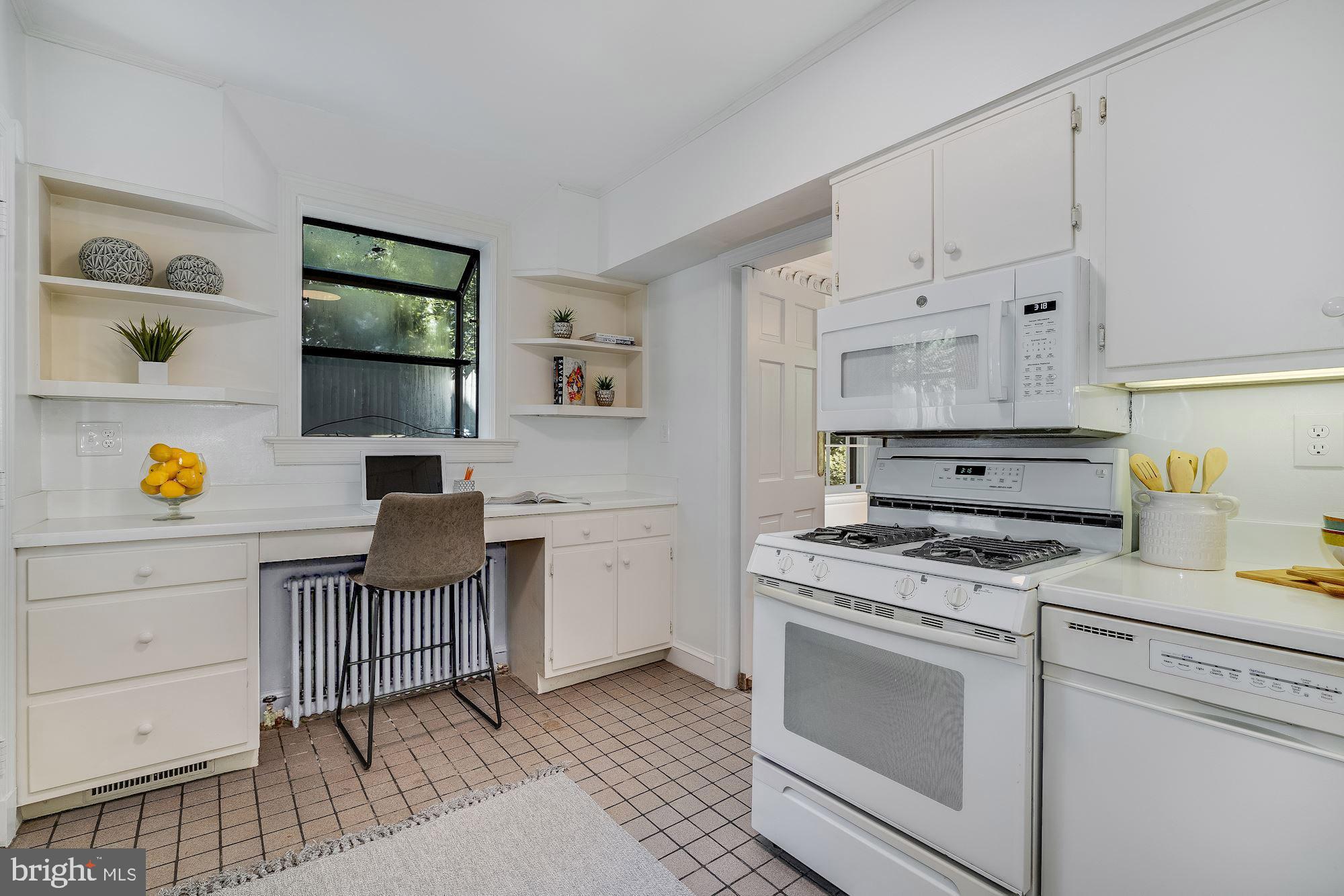 WESTMORELAND HILLS - Residential