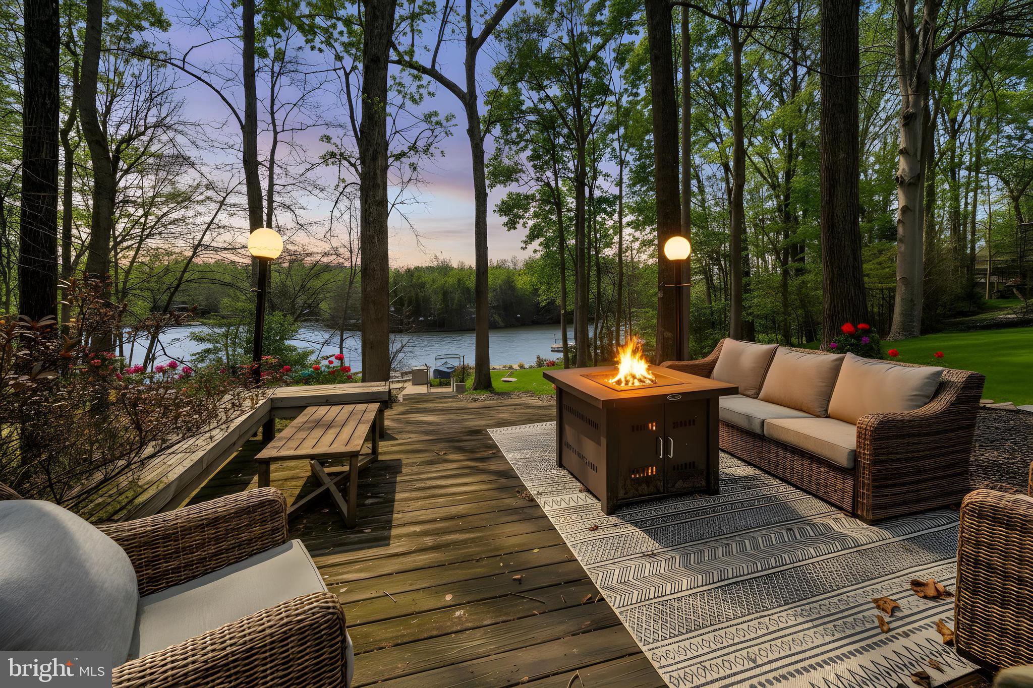 LAKE OF THE WOODS - Residential