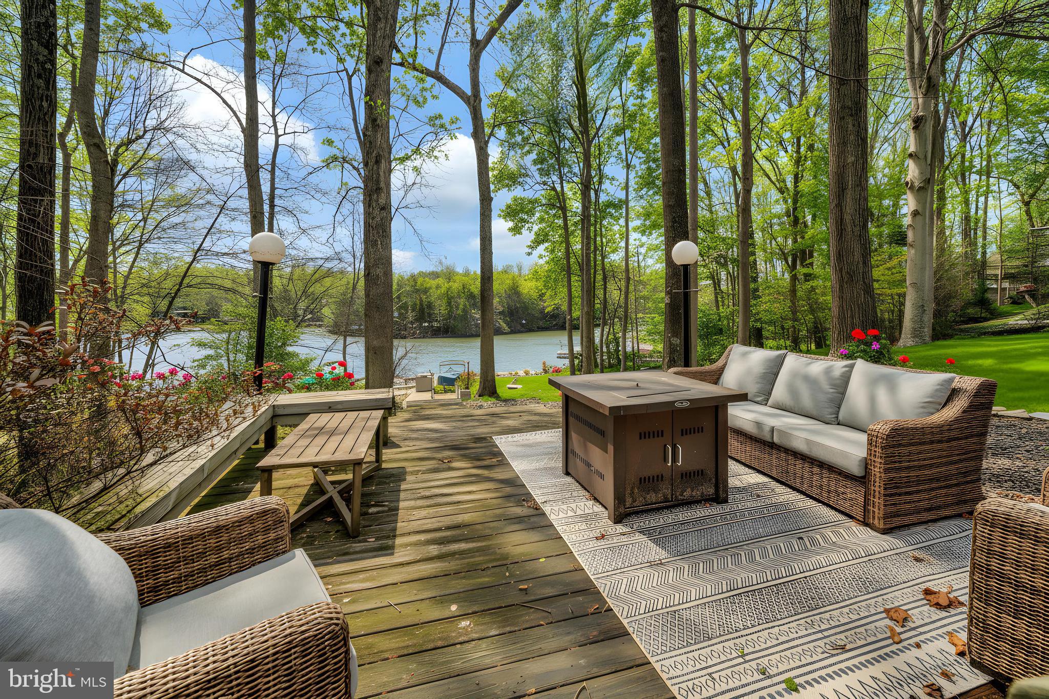 LAKE OF THE WOODS - Residential