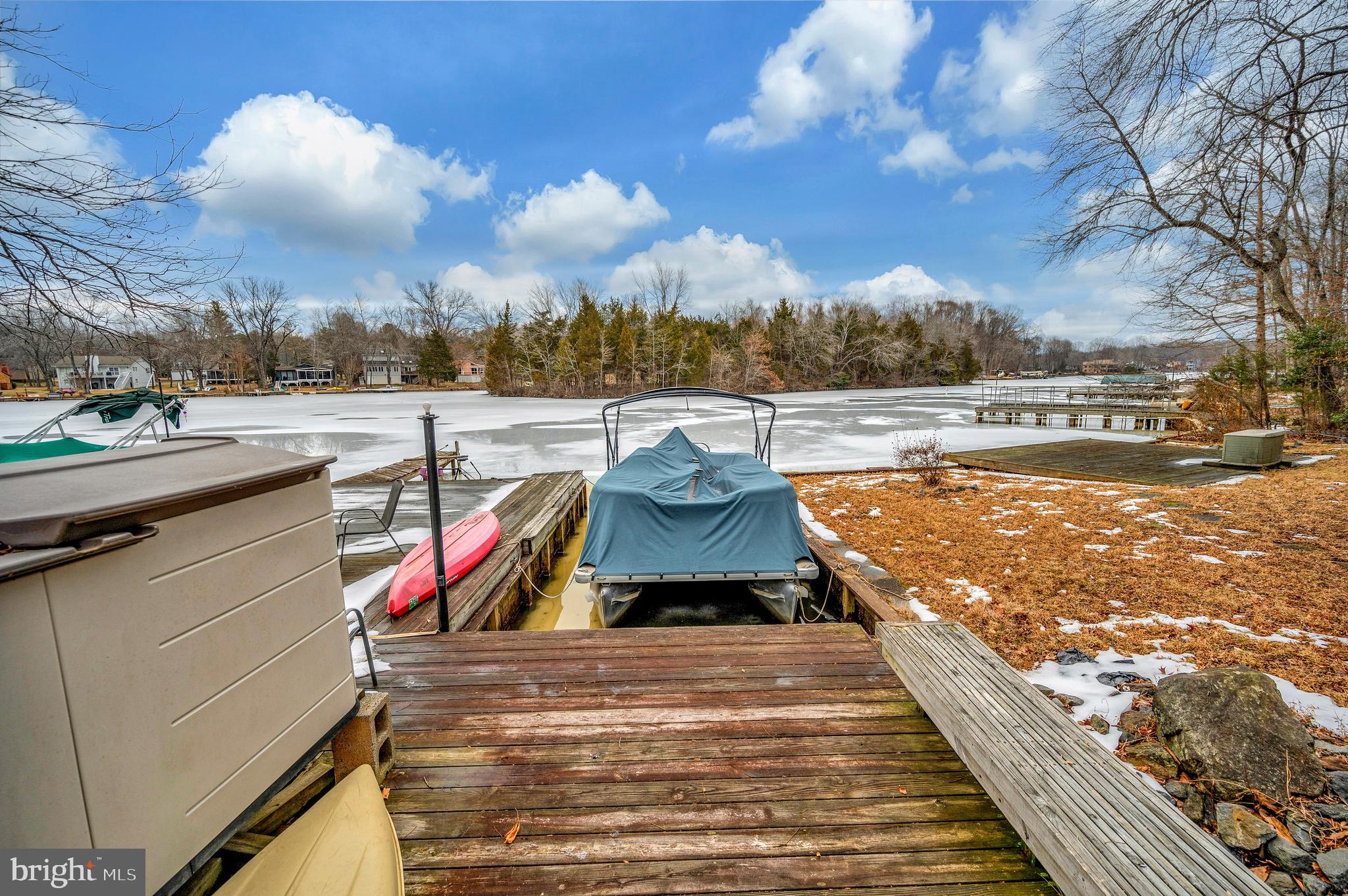 LAKE OF THE WOODS - Residential