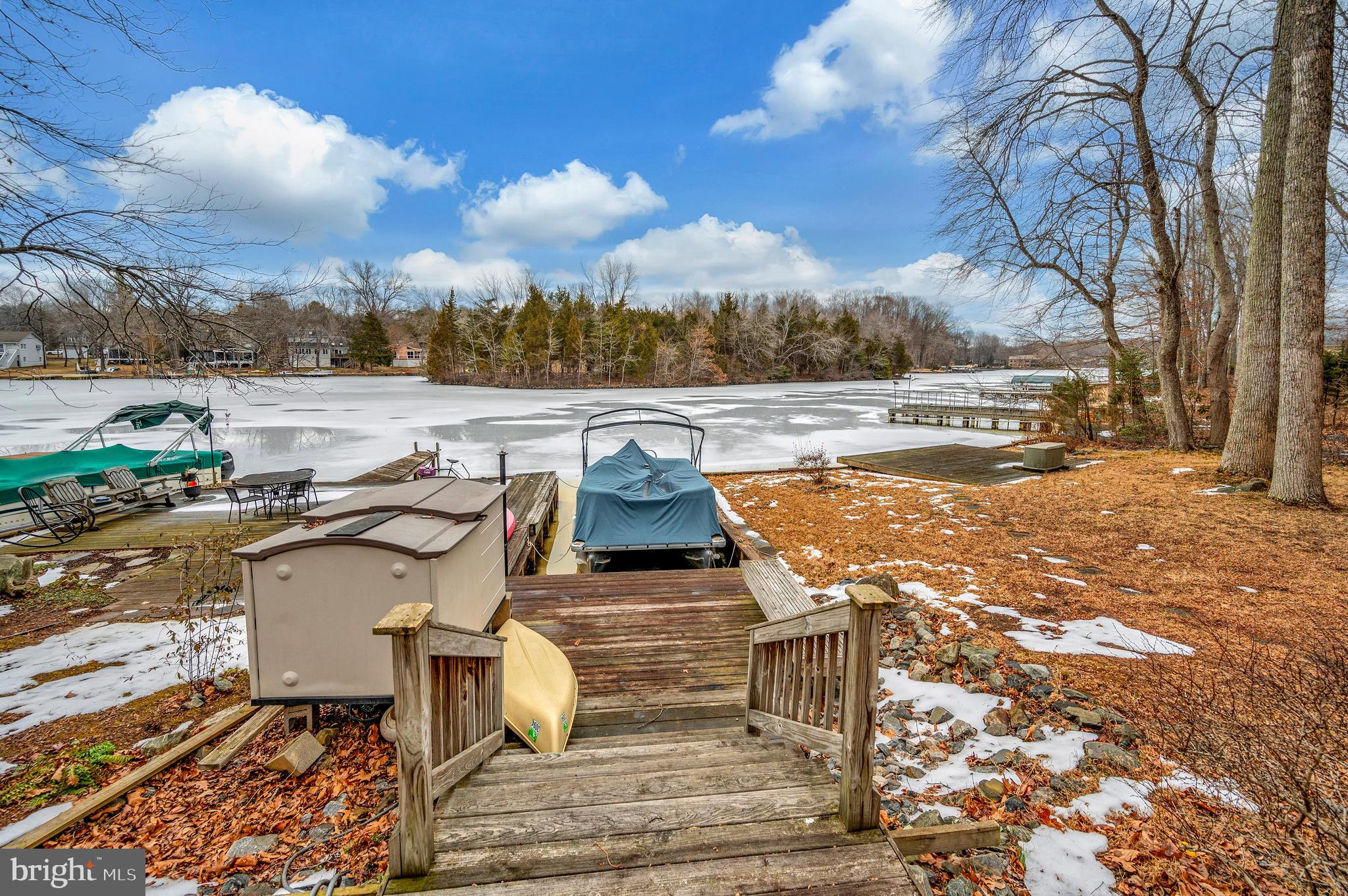 LAKE OF THE WOODS - Residential