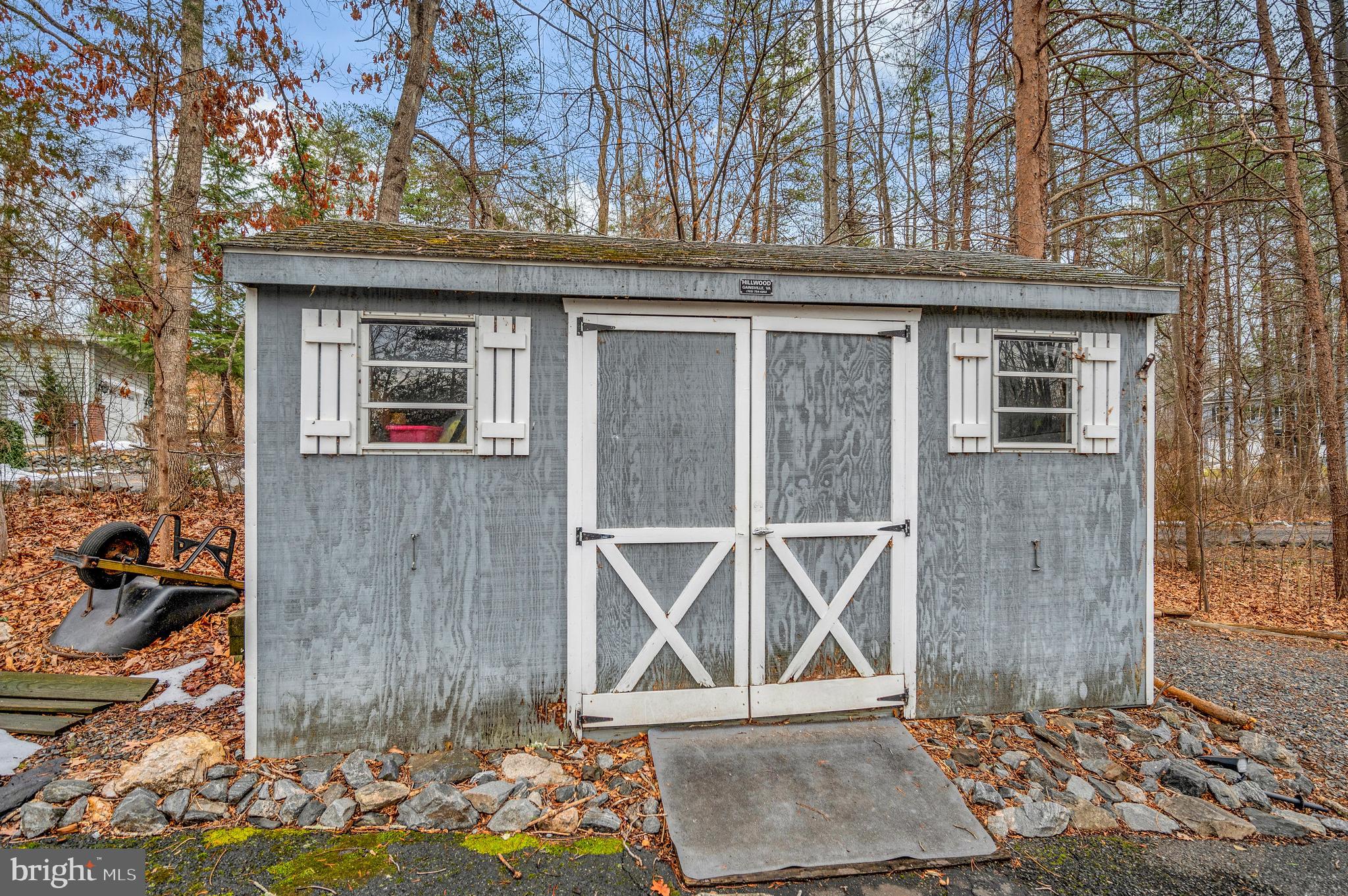 LAKE OF THE WOODS - Residential