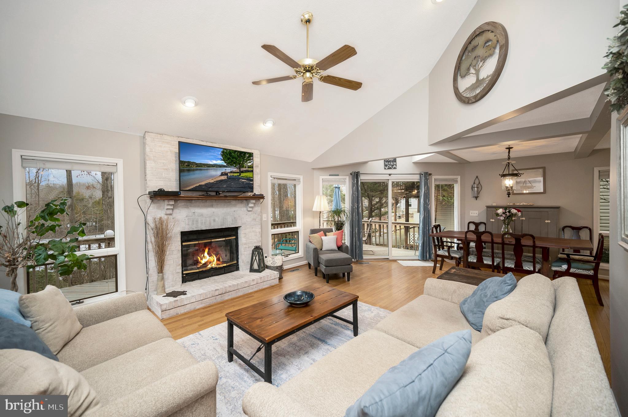 LAKE OF THE WOODS - Residential