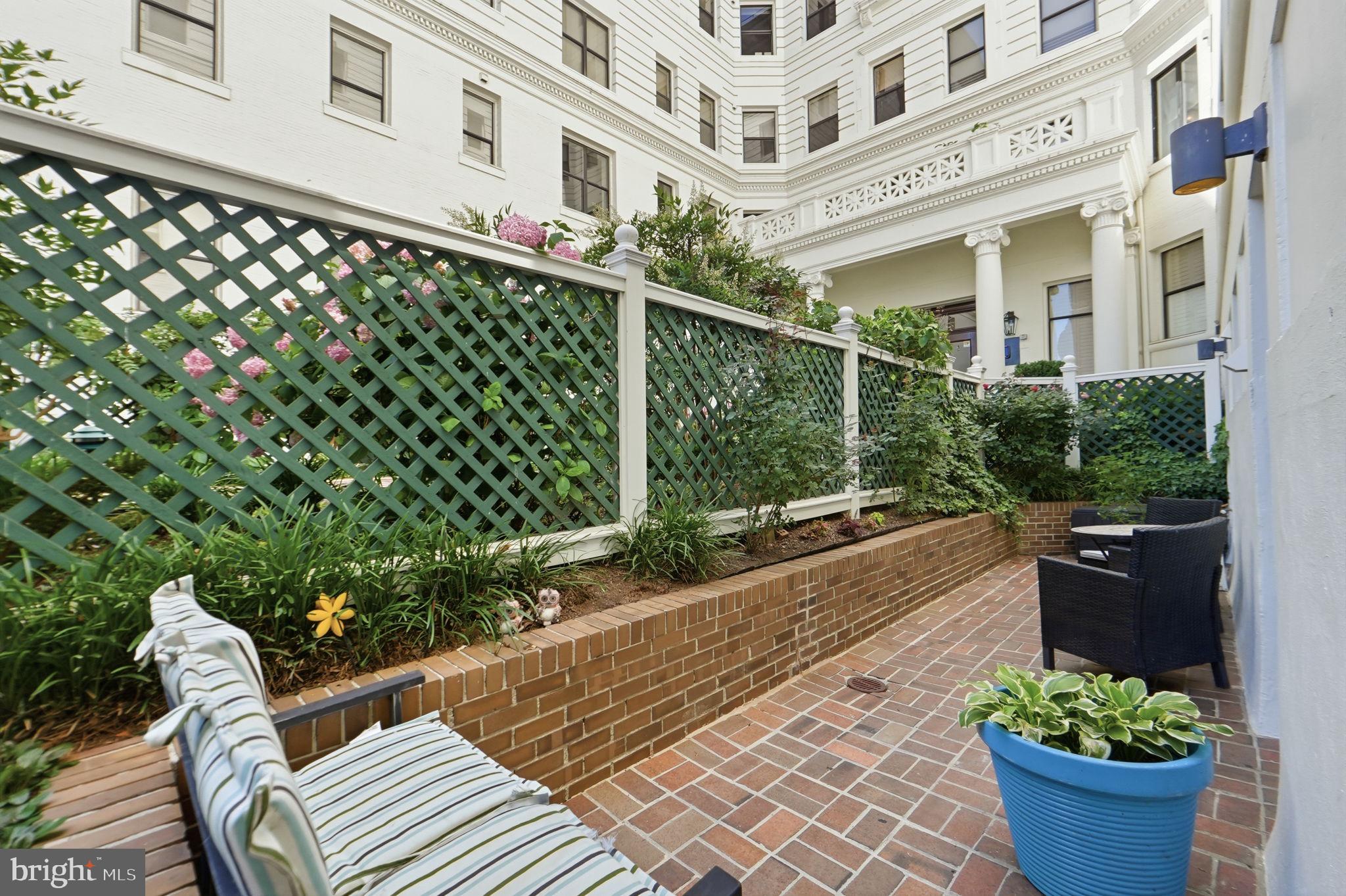 2123 CALIFORNIA STREET NW A4