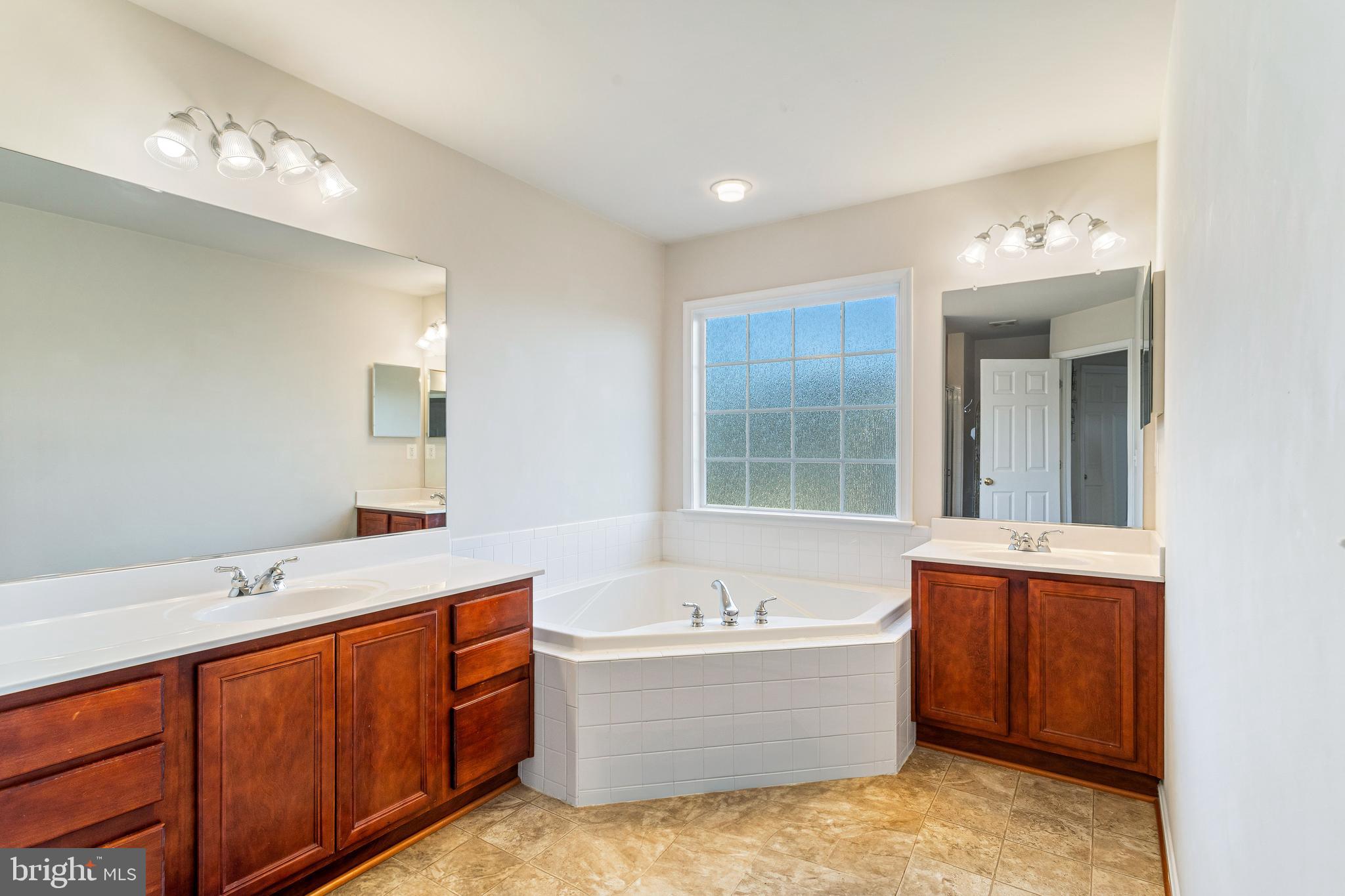 PORT AQUIA - Residential