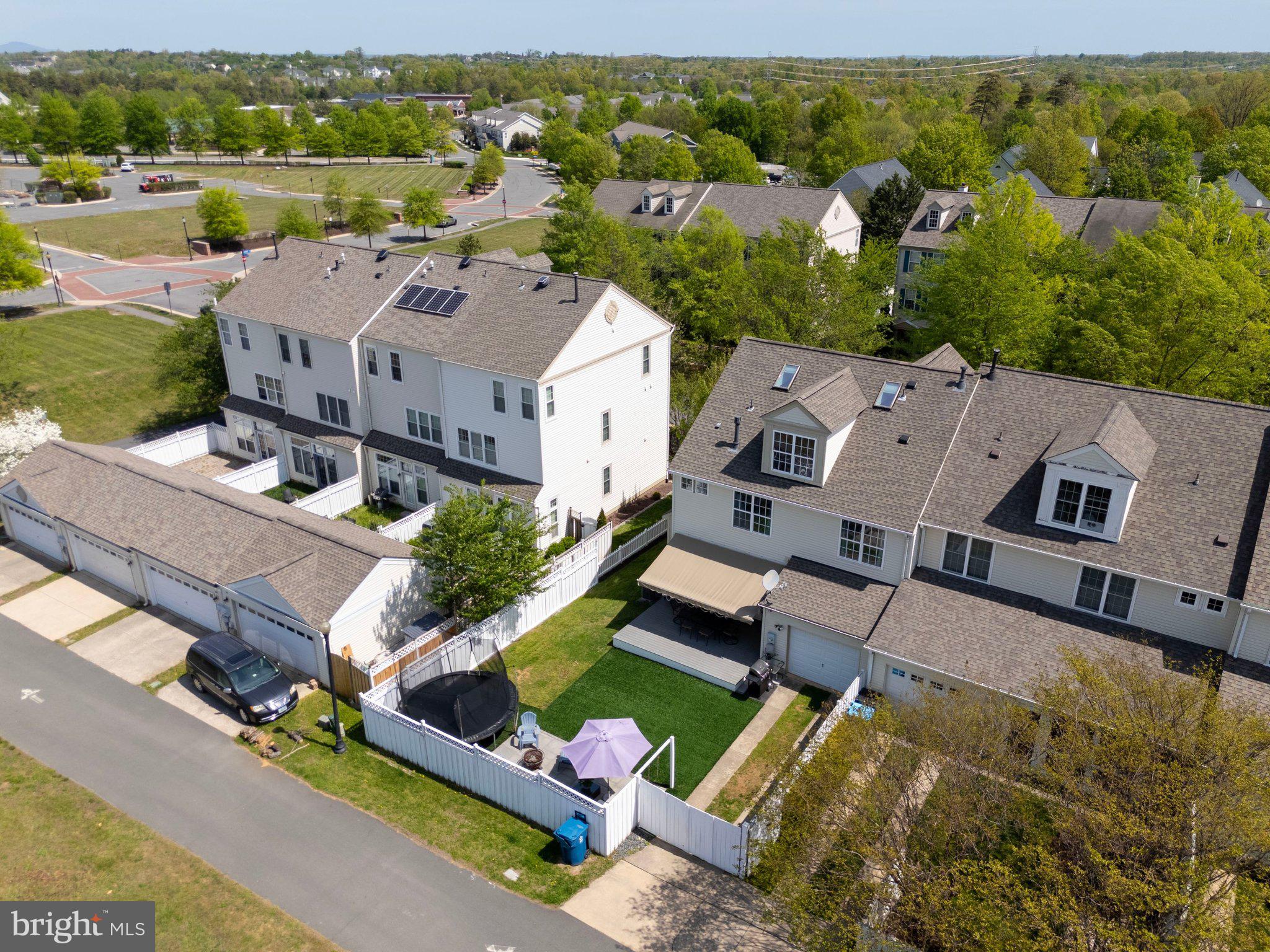 BELMONT GREENE - Residential