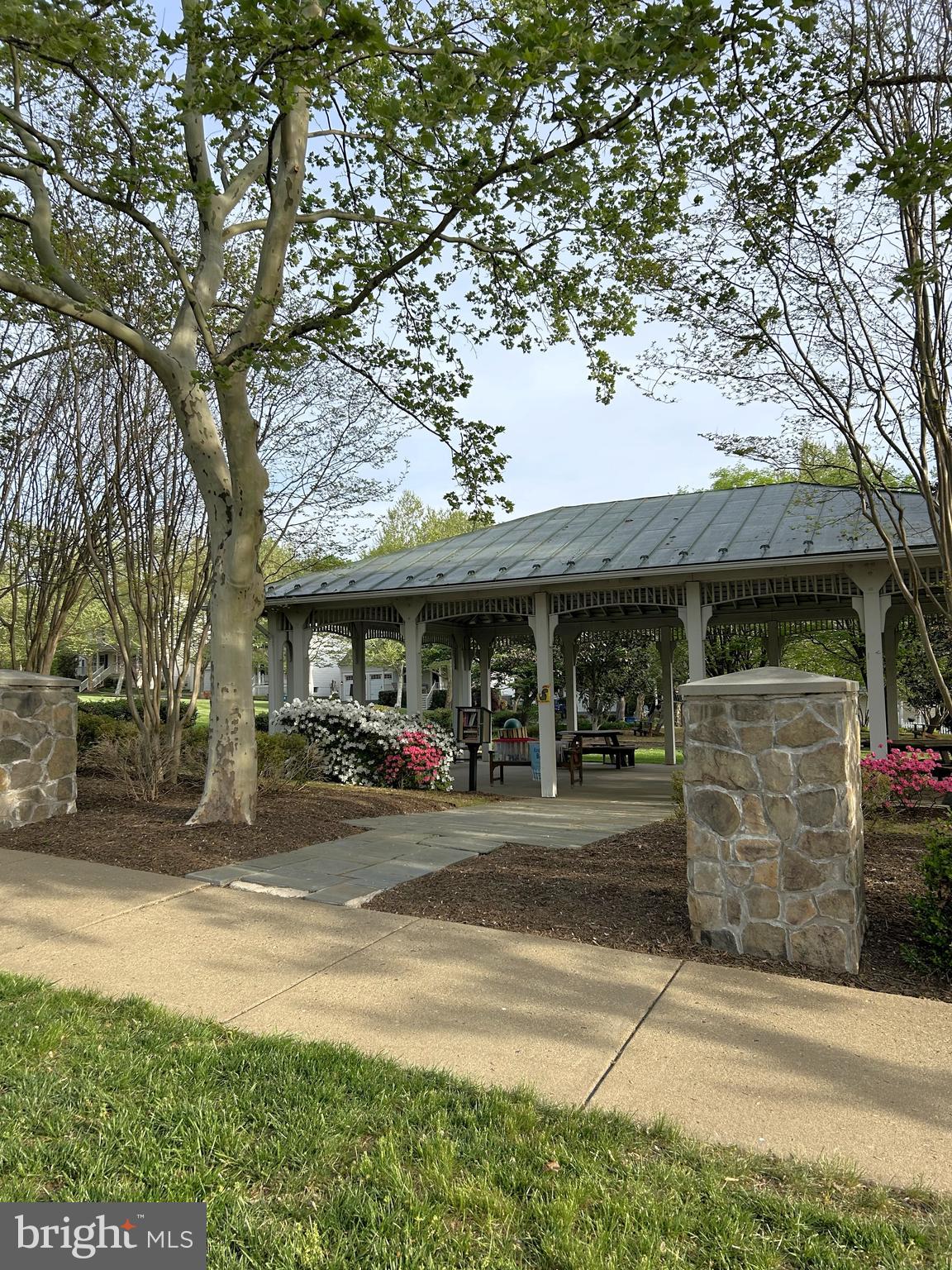 BELMONT GREENE - Residential