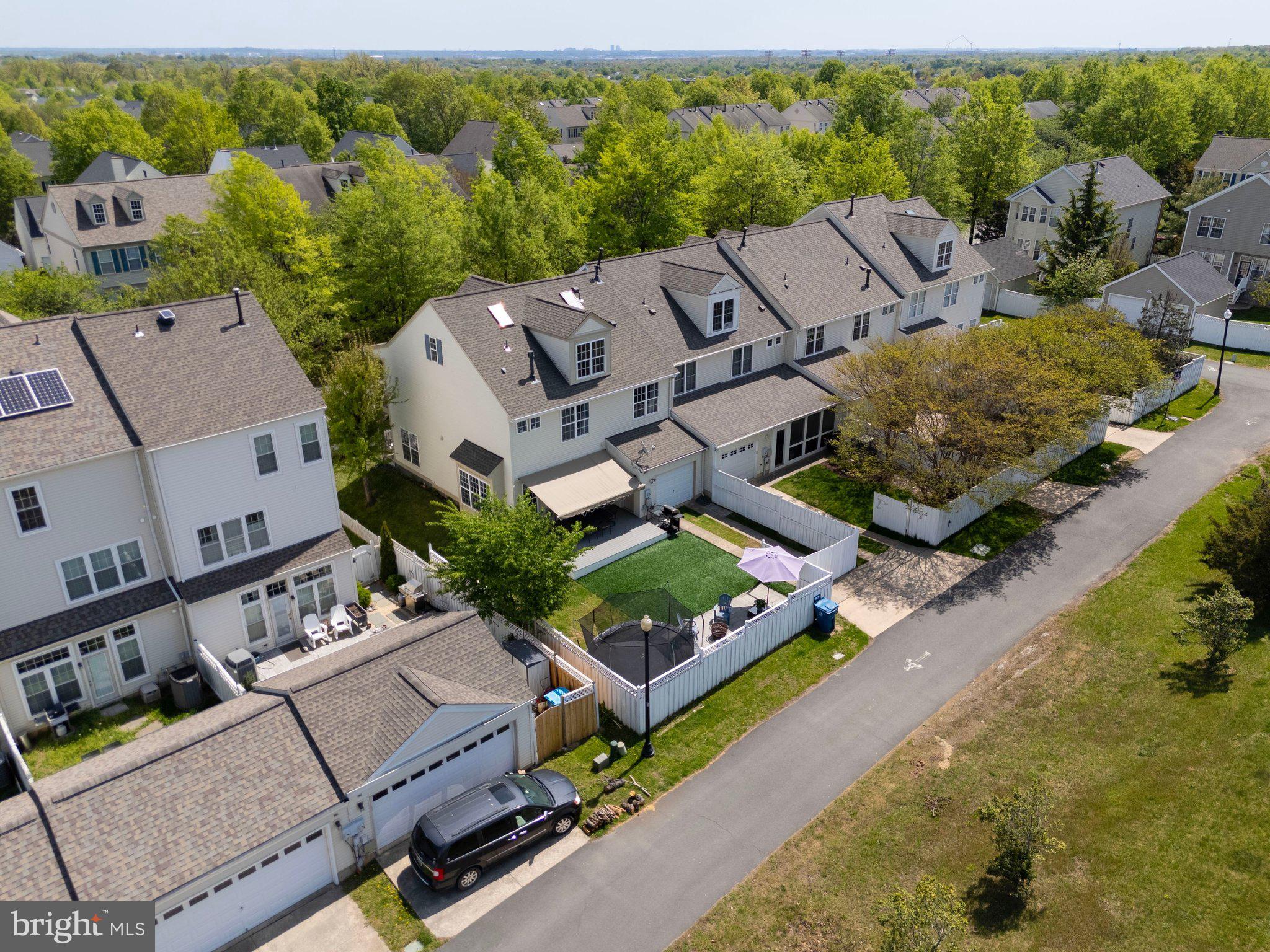 BELMONT GREENE - Residential