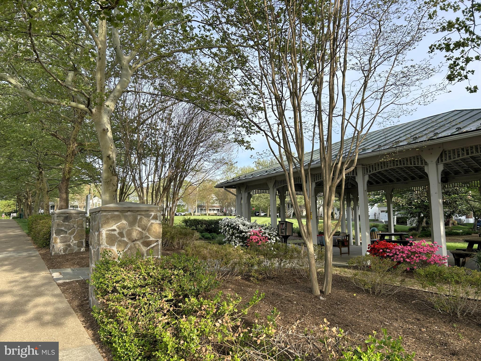 BELMONT GREENE - Residential