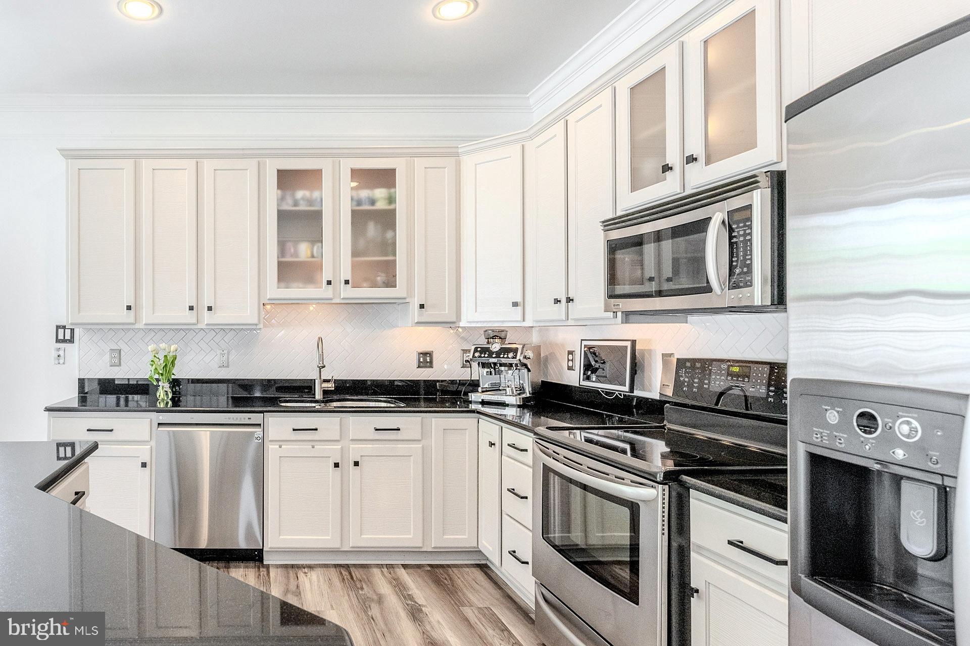 BELMONT GREENE - Residential