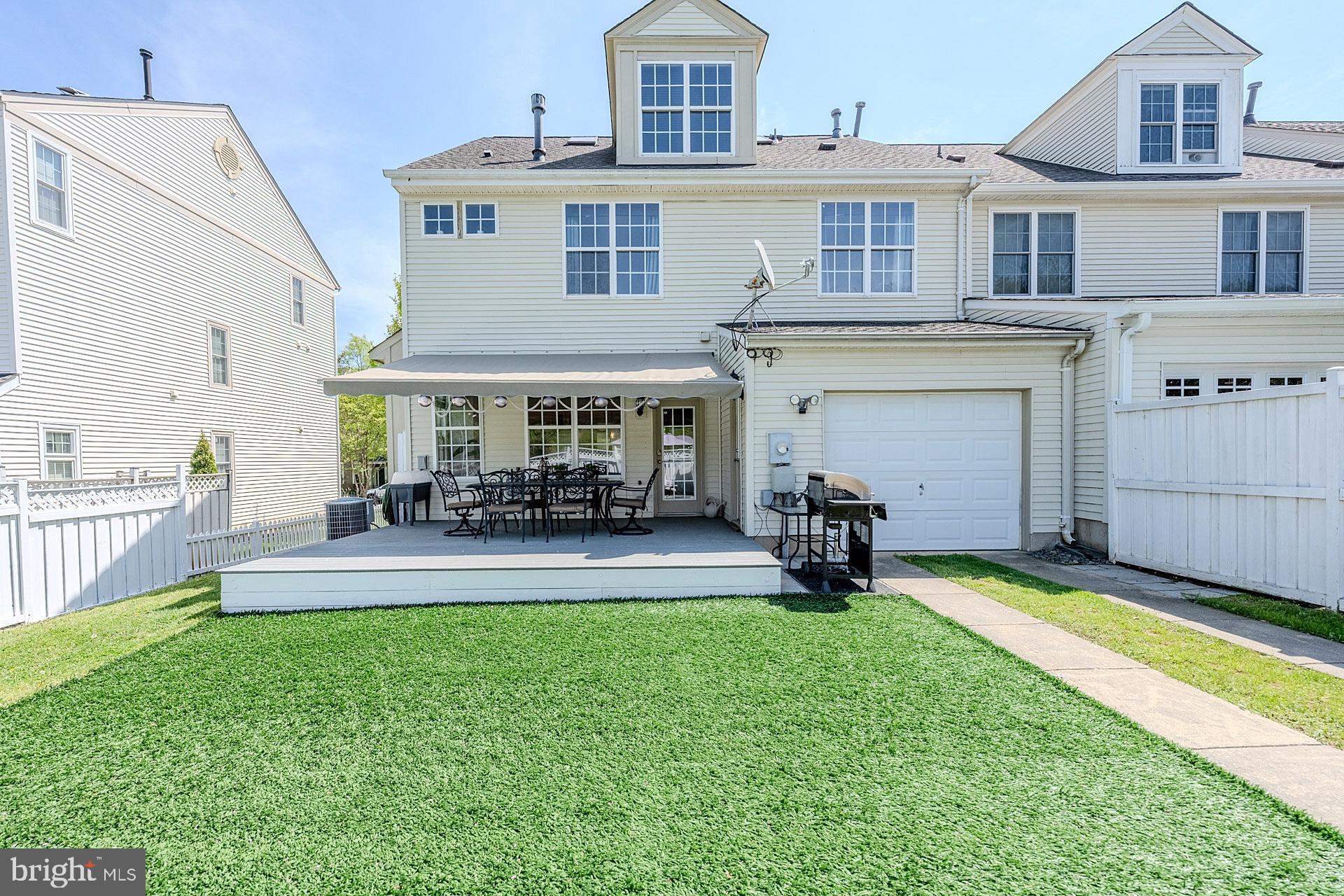 BELMONT GREENE - Residential