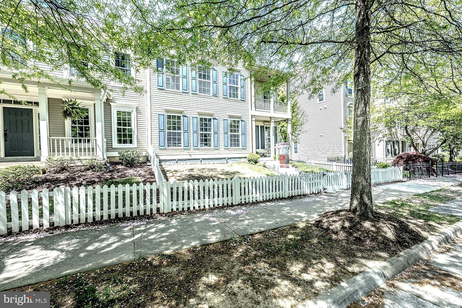 20333 CHARTER OAK DRIVE