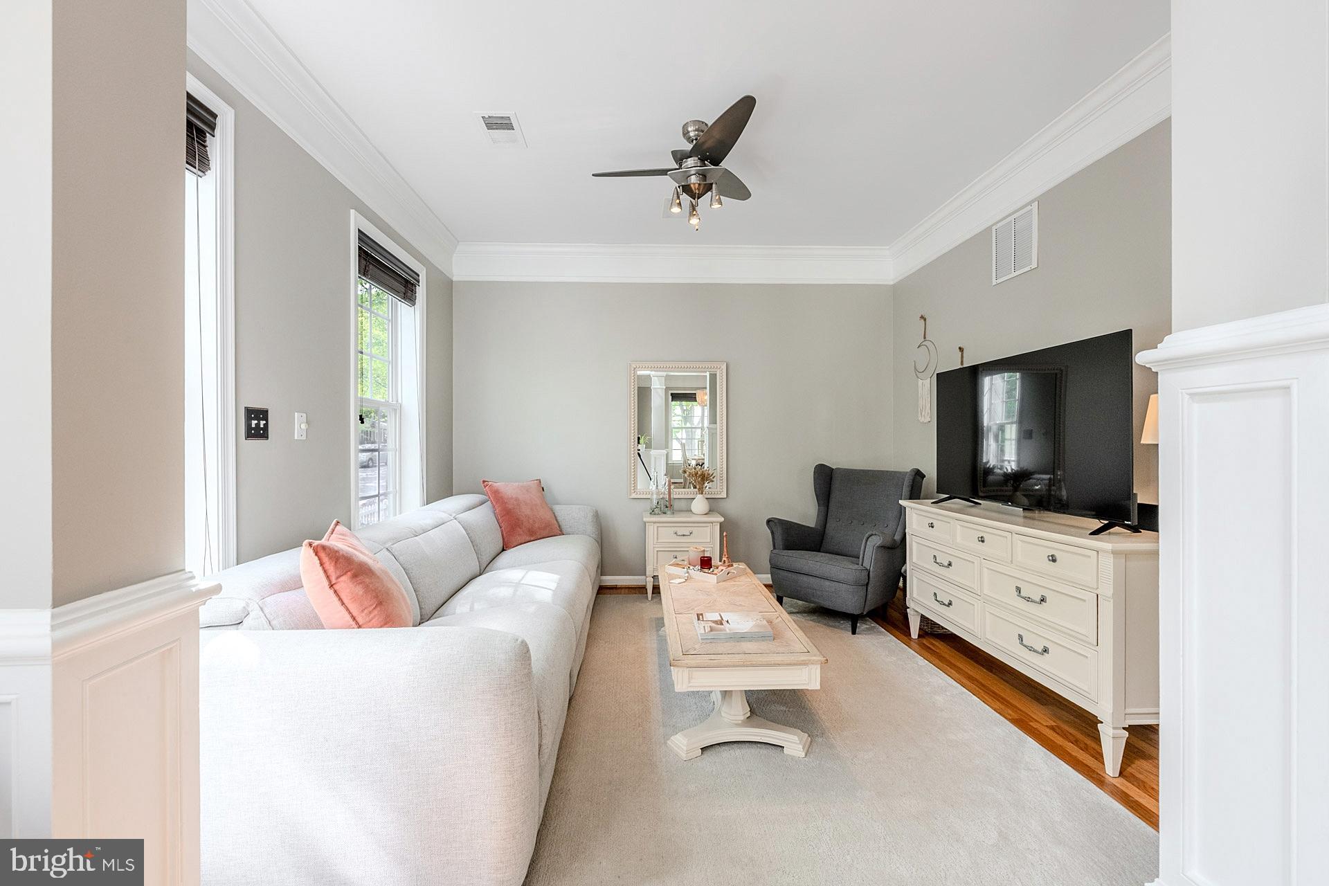 BELMONT GREENE - Residential