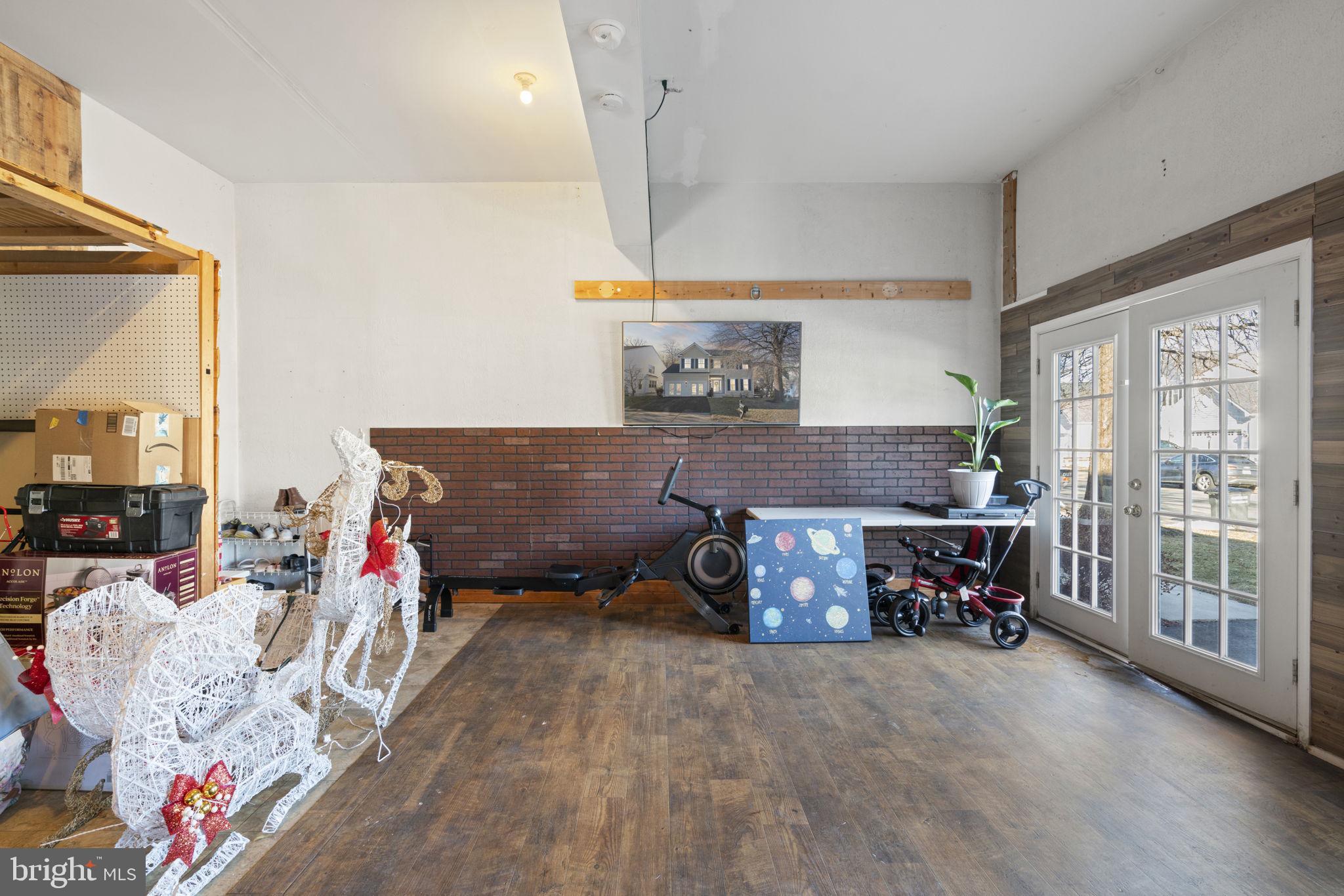 SOUTHLAKE AT MONTCLAIR - Residential