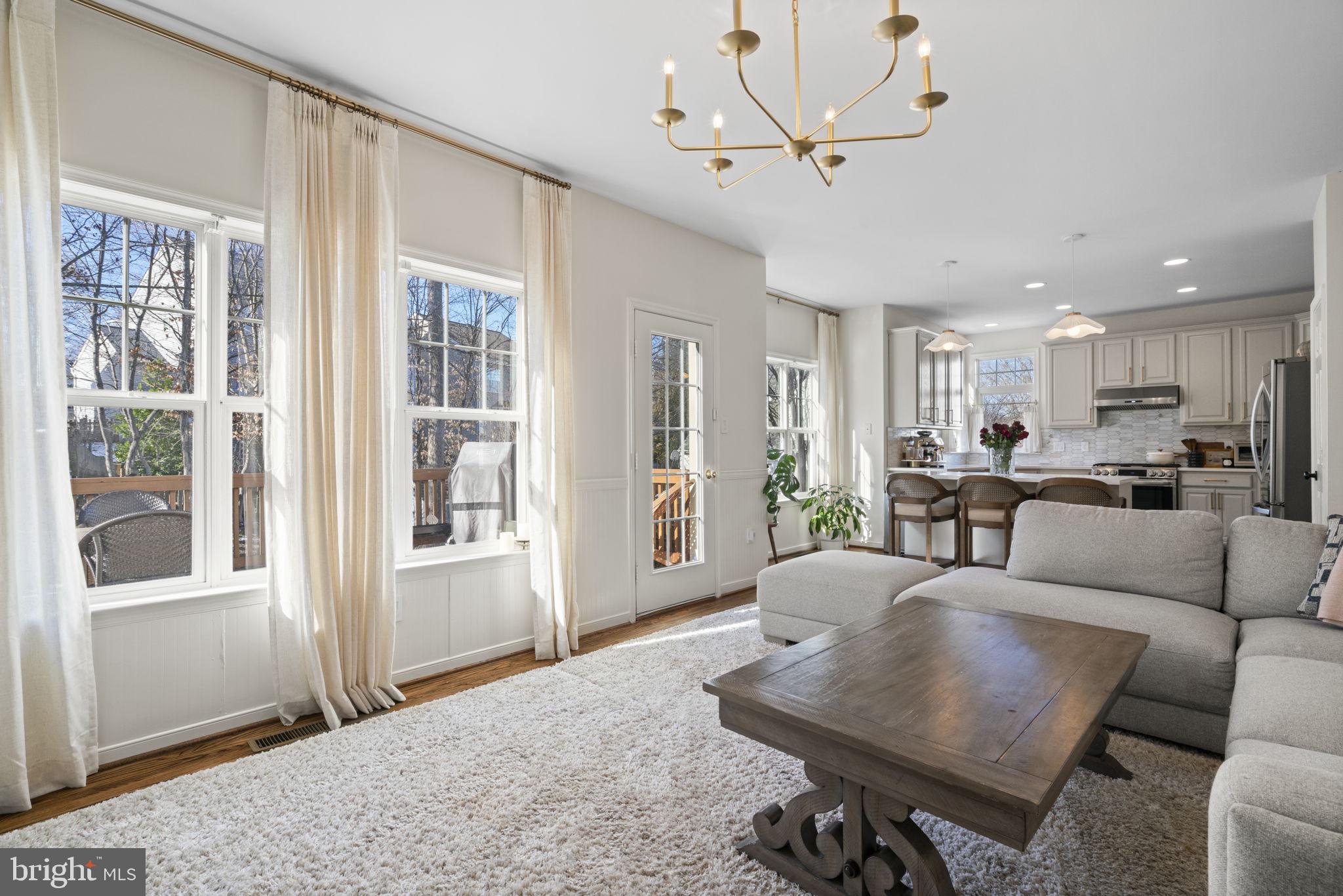 SOUTHLAKE AT MONTCLAIR - Residential