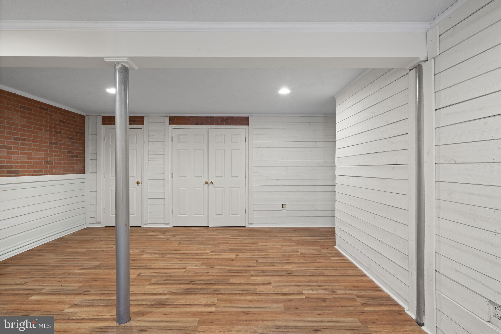 SOUTHLAKE AT MONTCLAIR - Residential