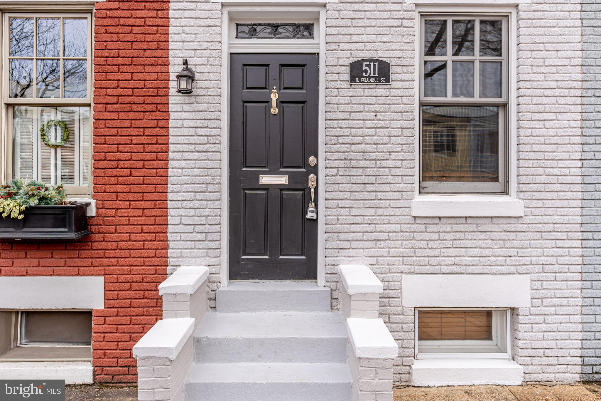 511 N COLUMBUS STREET