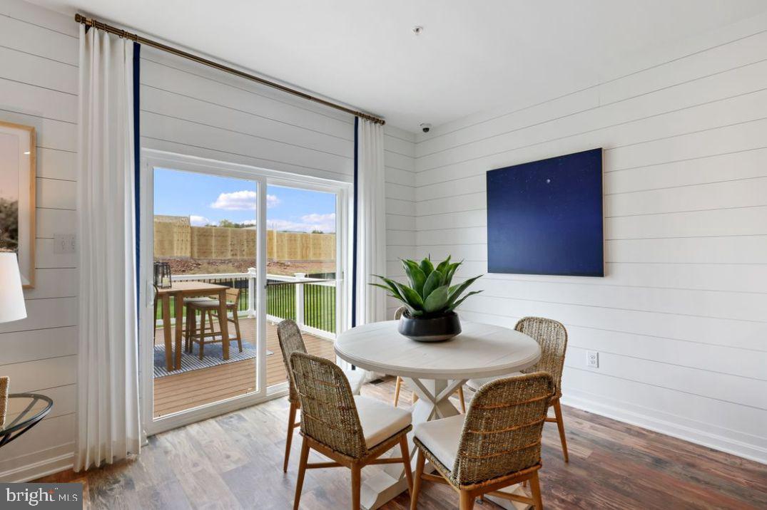 TOLLHOUSE WOODS - Residential