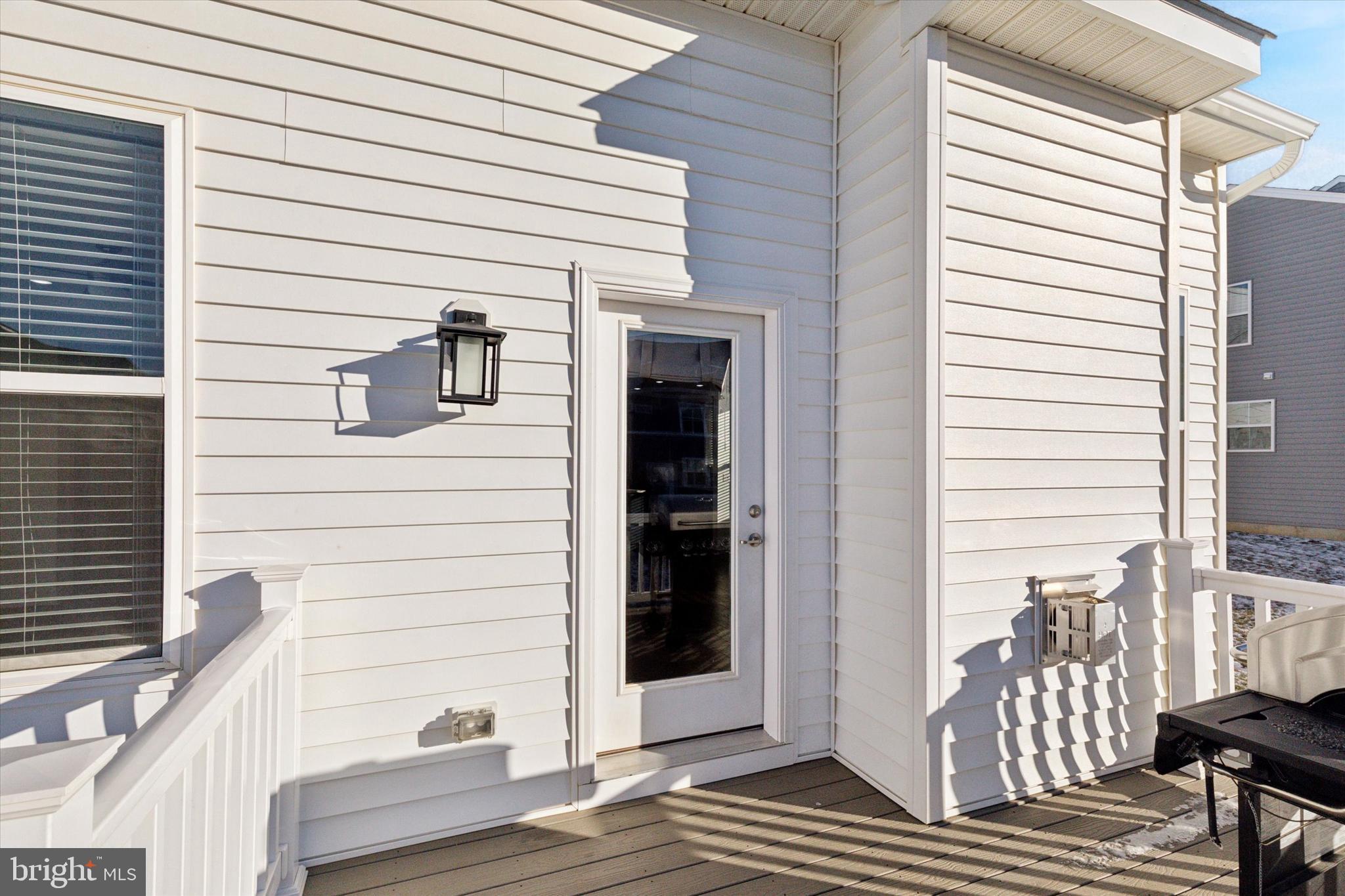 EXTON GROVE - Residential Lease