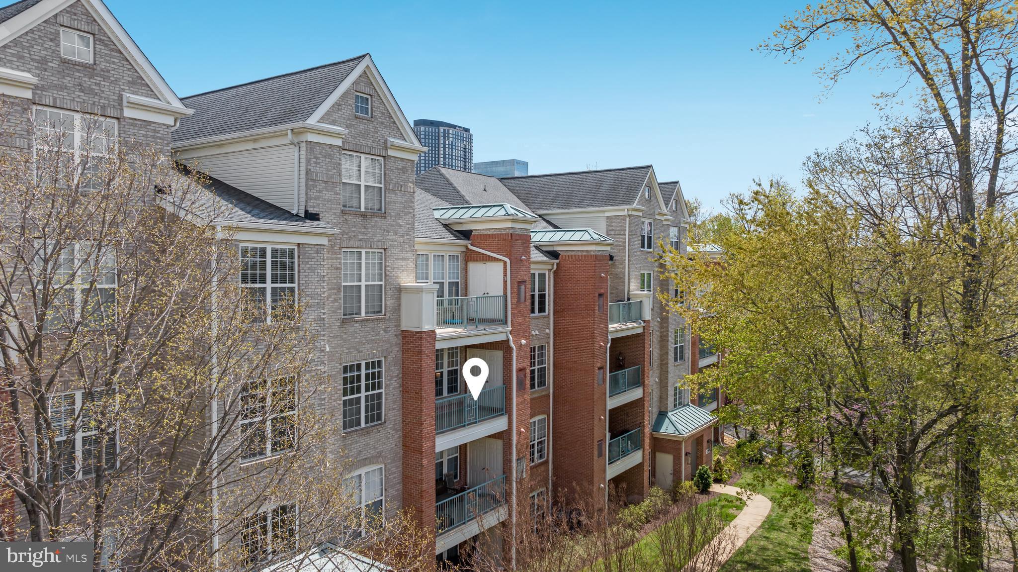 MADISON PARK AT WEST MARKET - Residential