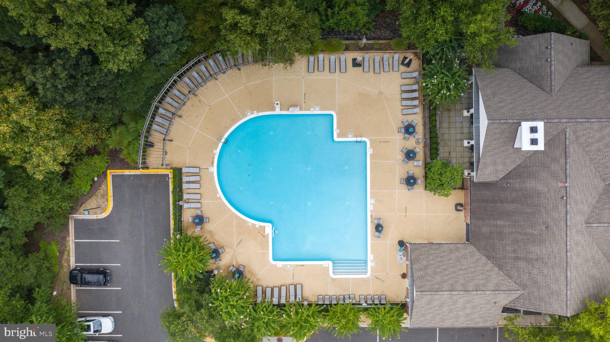 MADISON PARK AT WEST MARKET - Residential