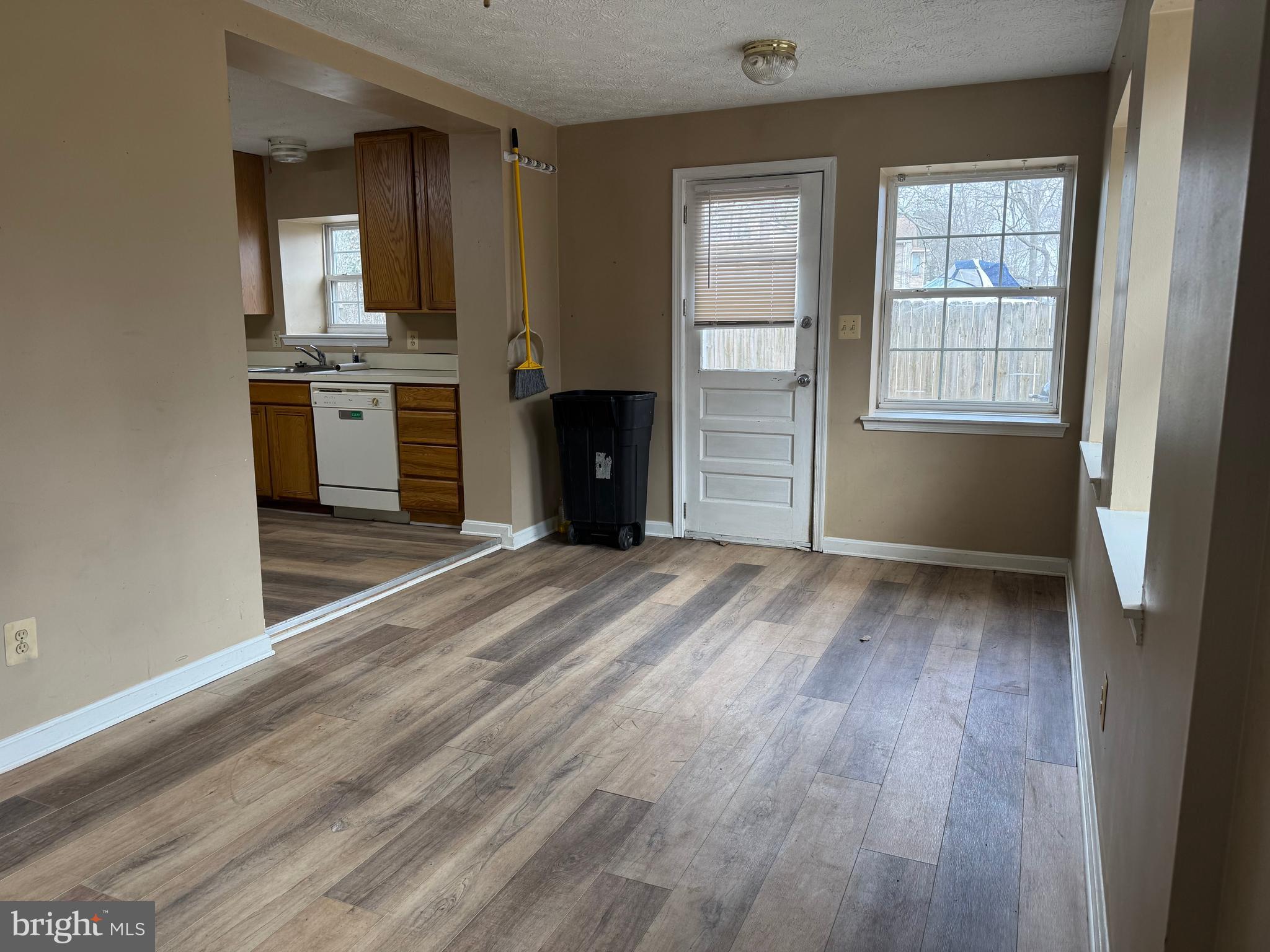 HUNTERS HARBOR - Residential