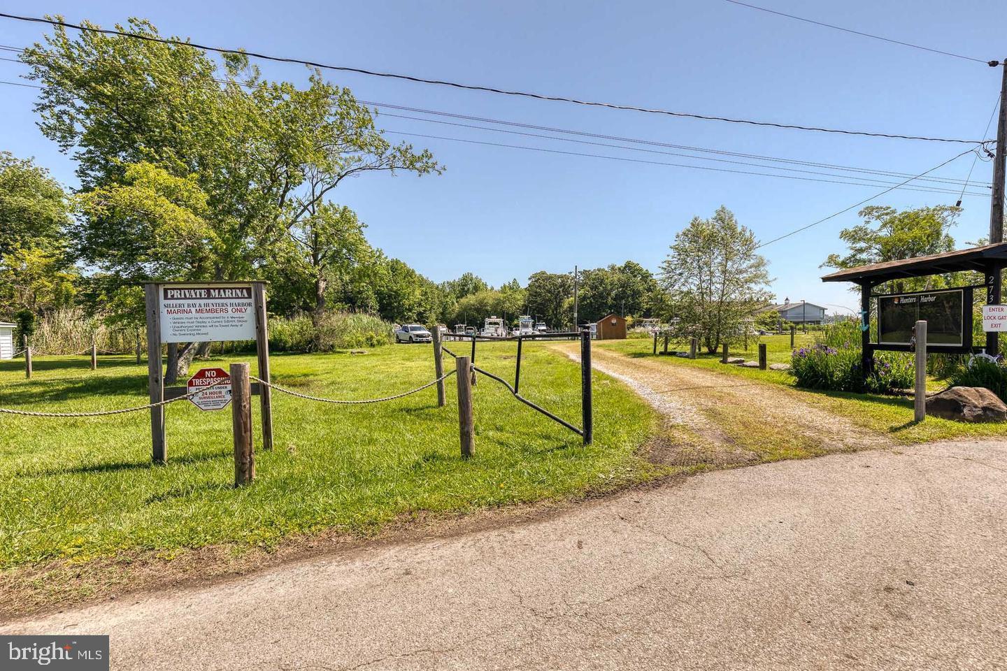 HUNTERS HARBOR - Residential