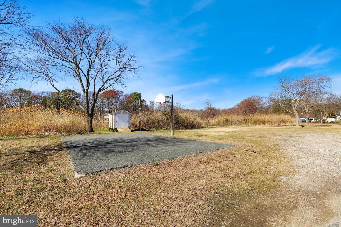 HUNTERS HARBOR - Residential