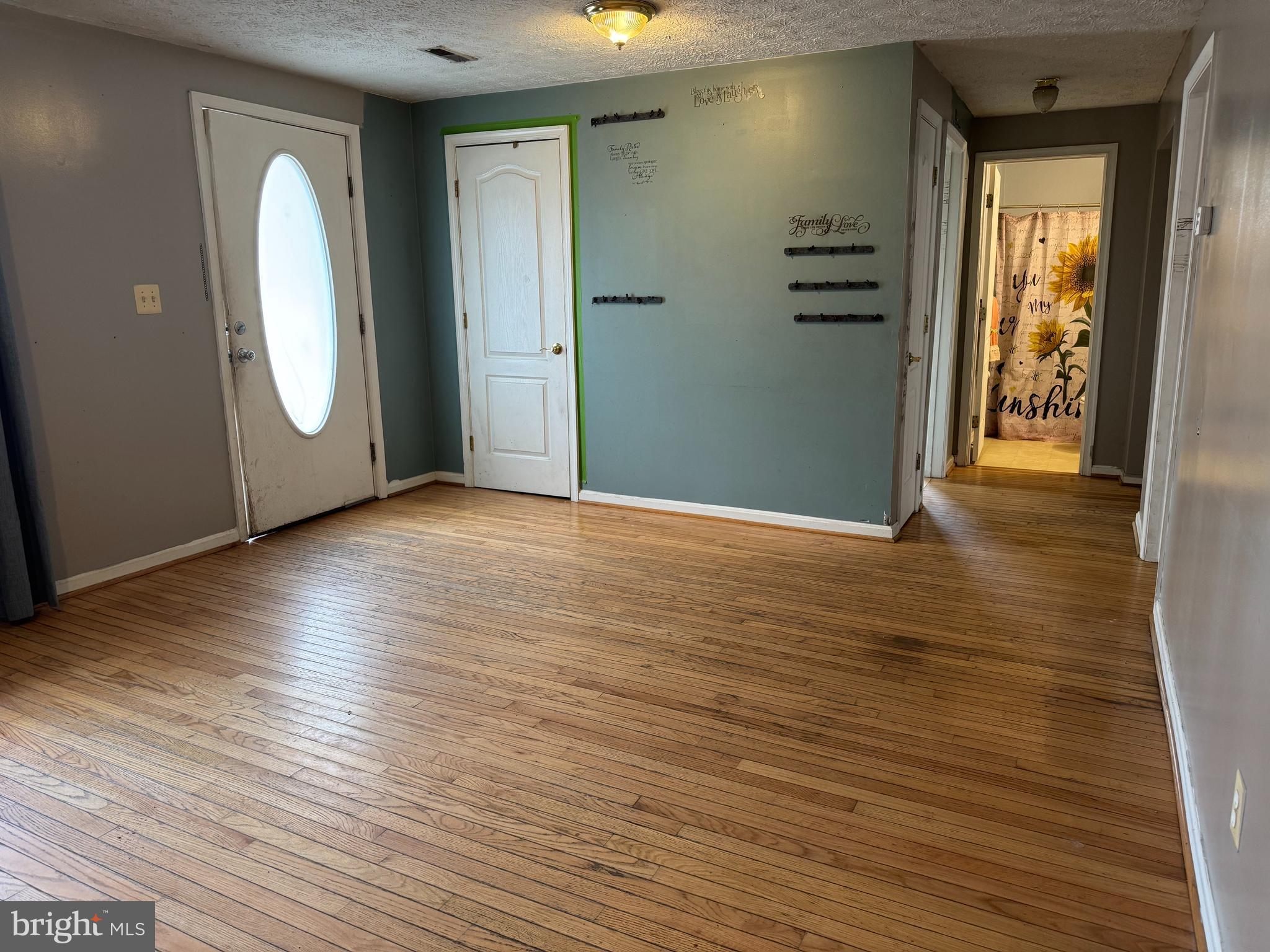 HUNTERS HARBOR - Residential