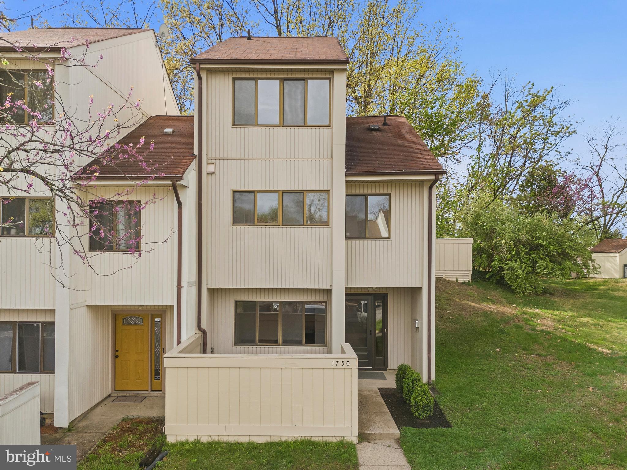 RIPPON LANDING - Residential