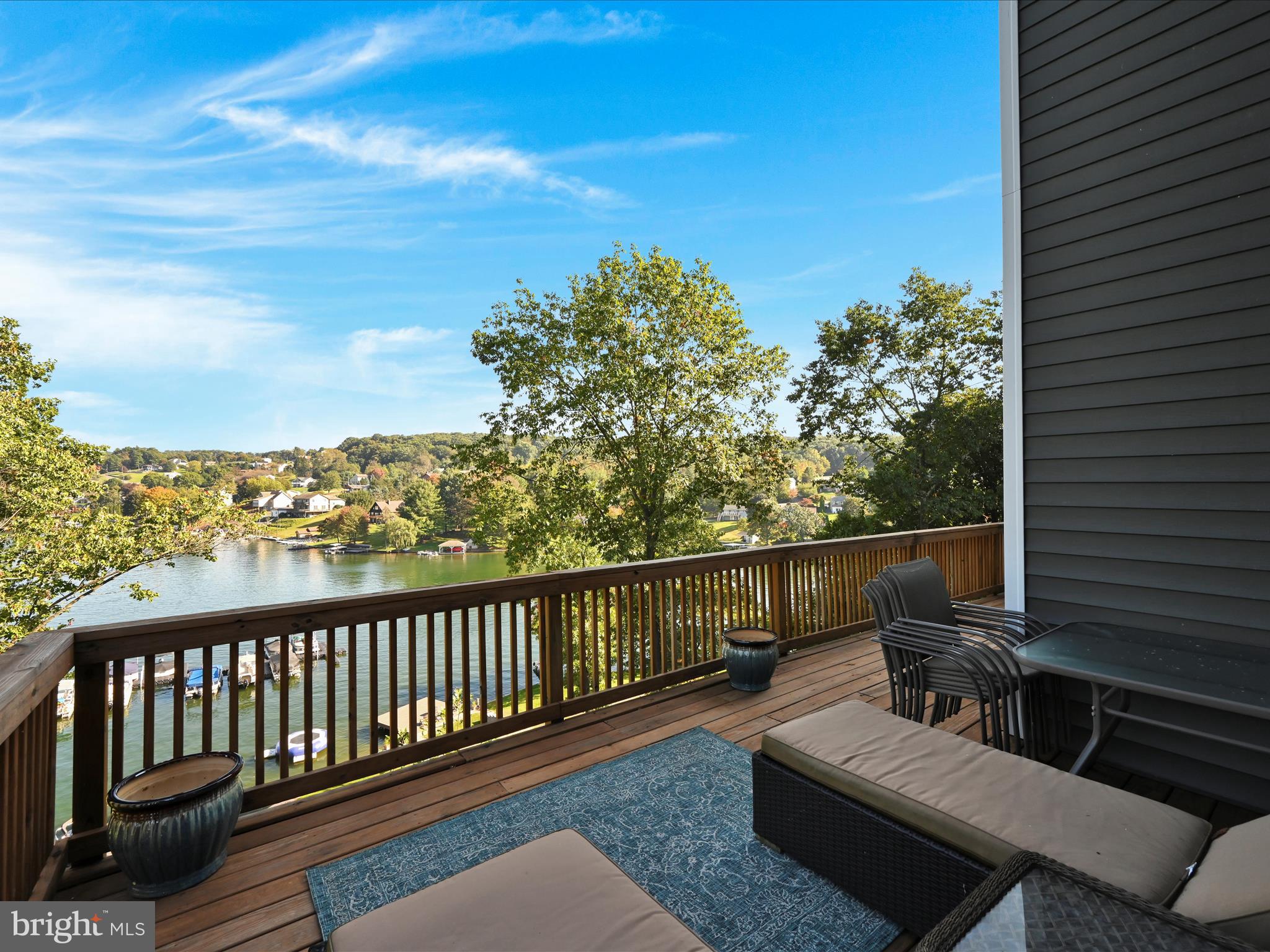 LAKE WYNONAH - Residential