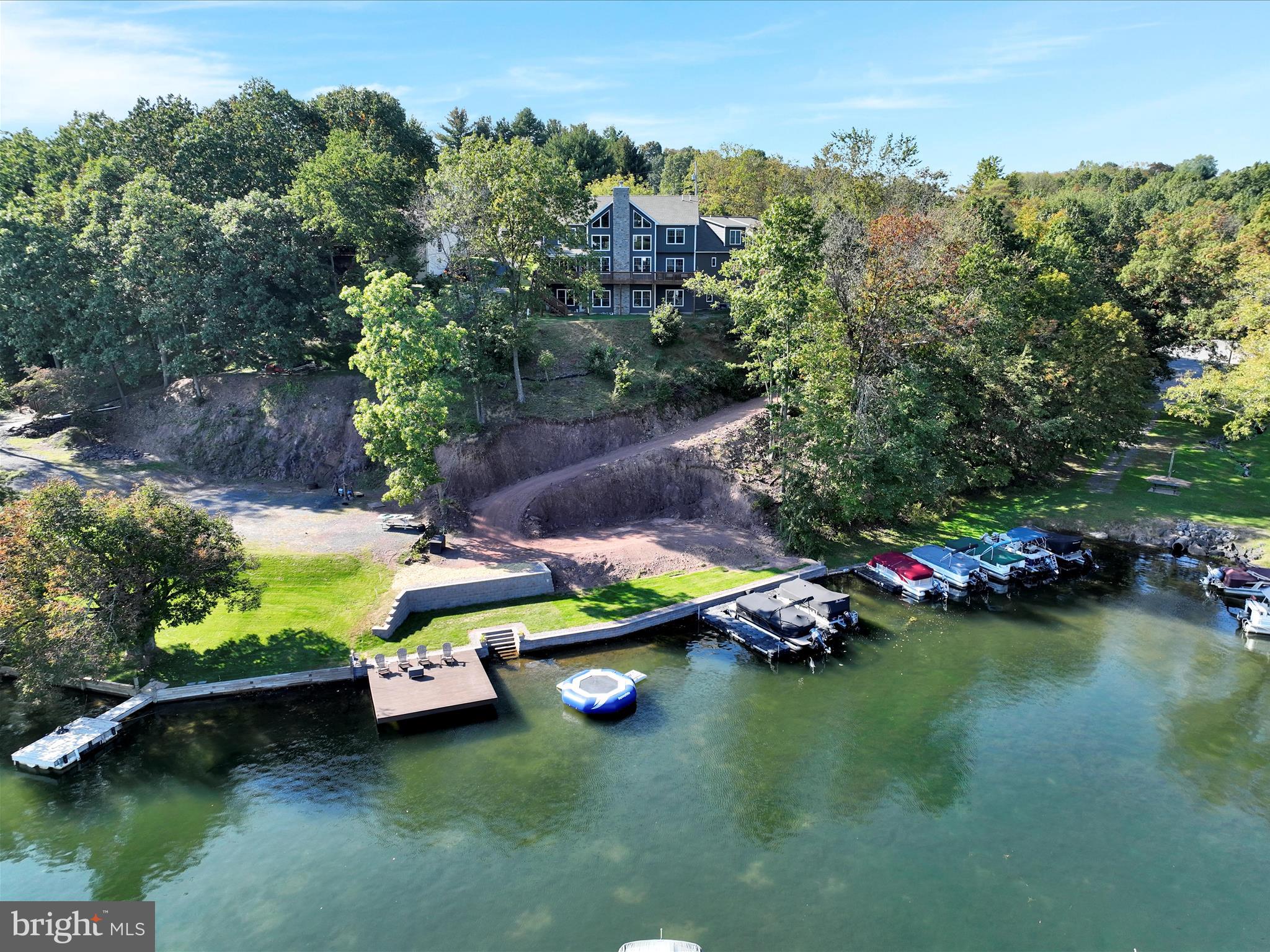 LAKE WYNONAH - Residential