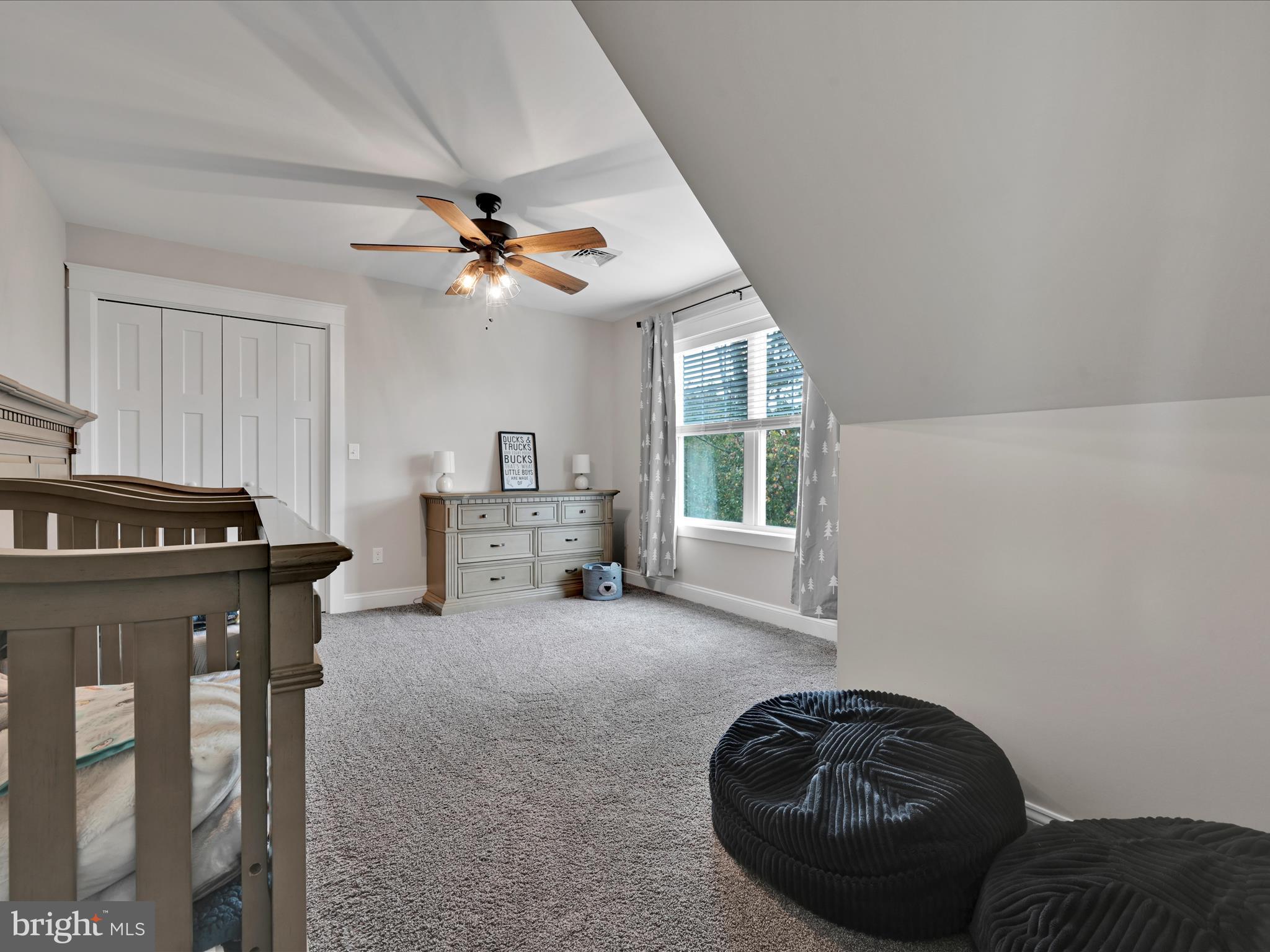 LAKE WYNONAH - Residential