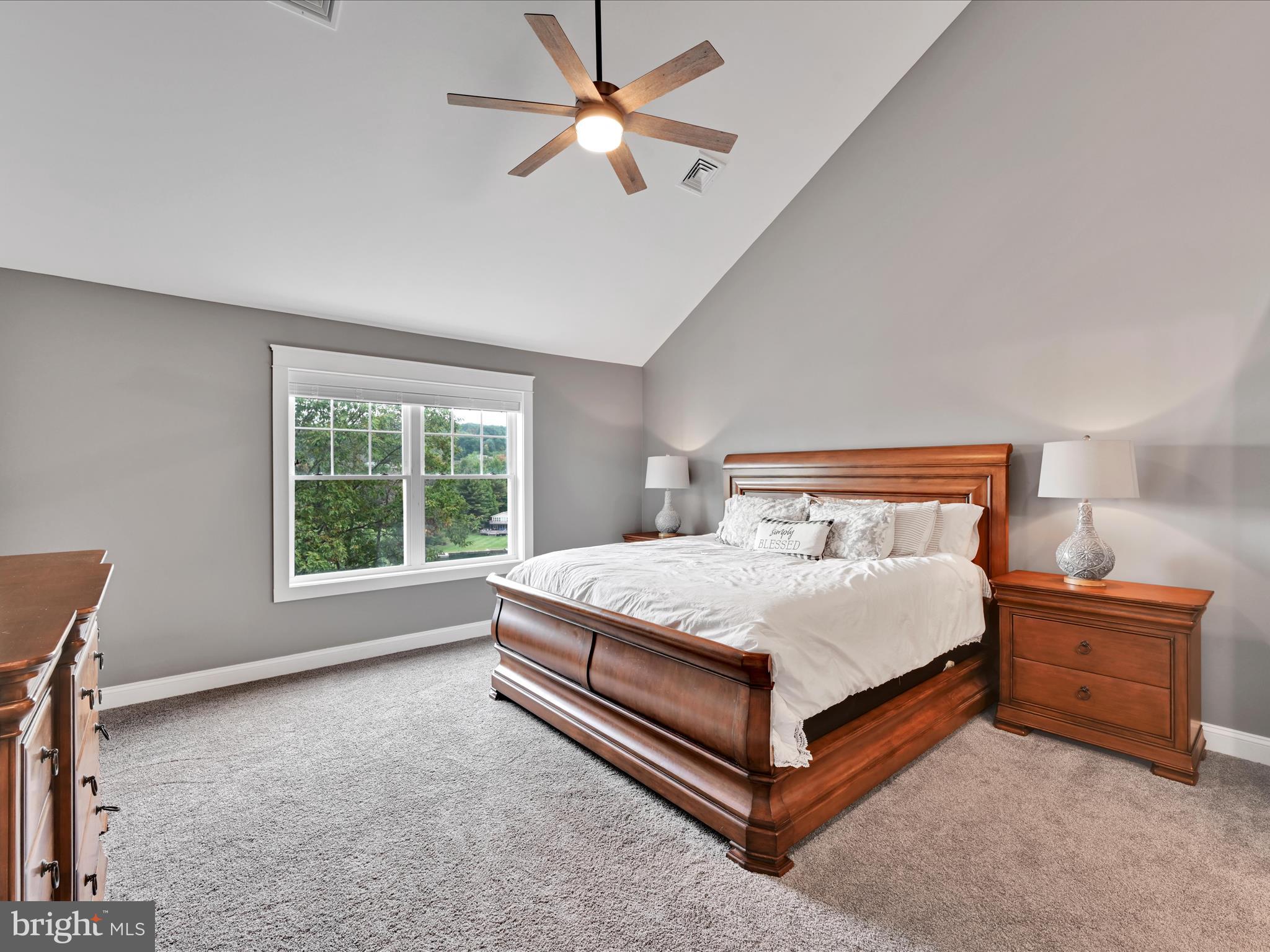 LAKE WYNONAH - Residential