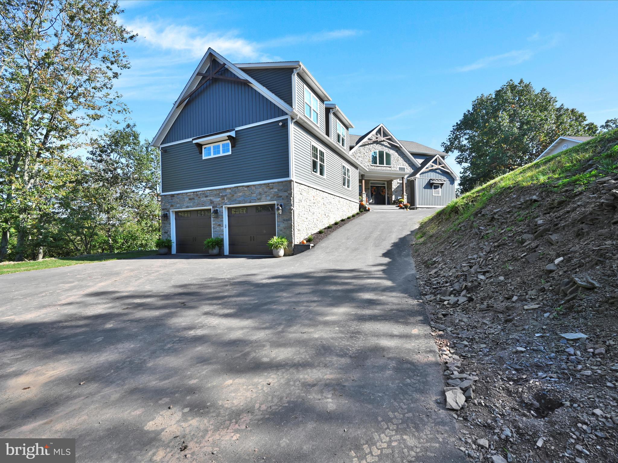 LAKE WYNONAH - Residential